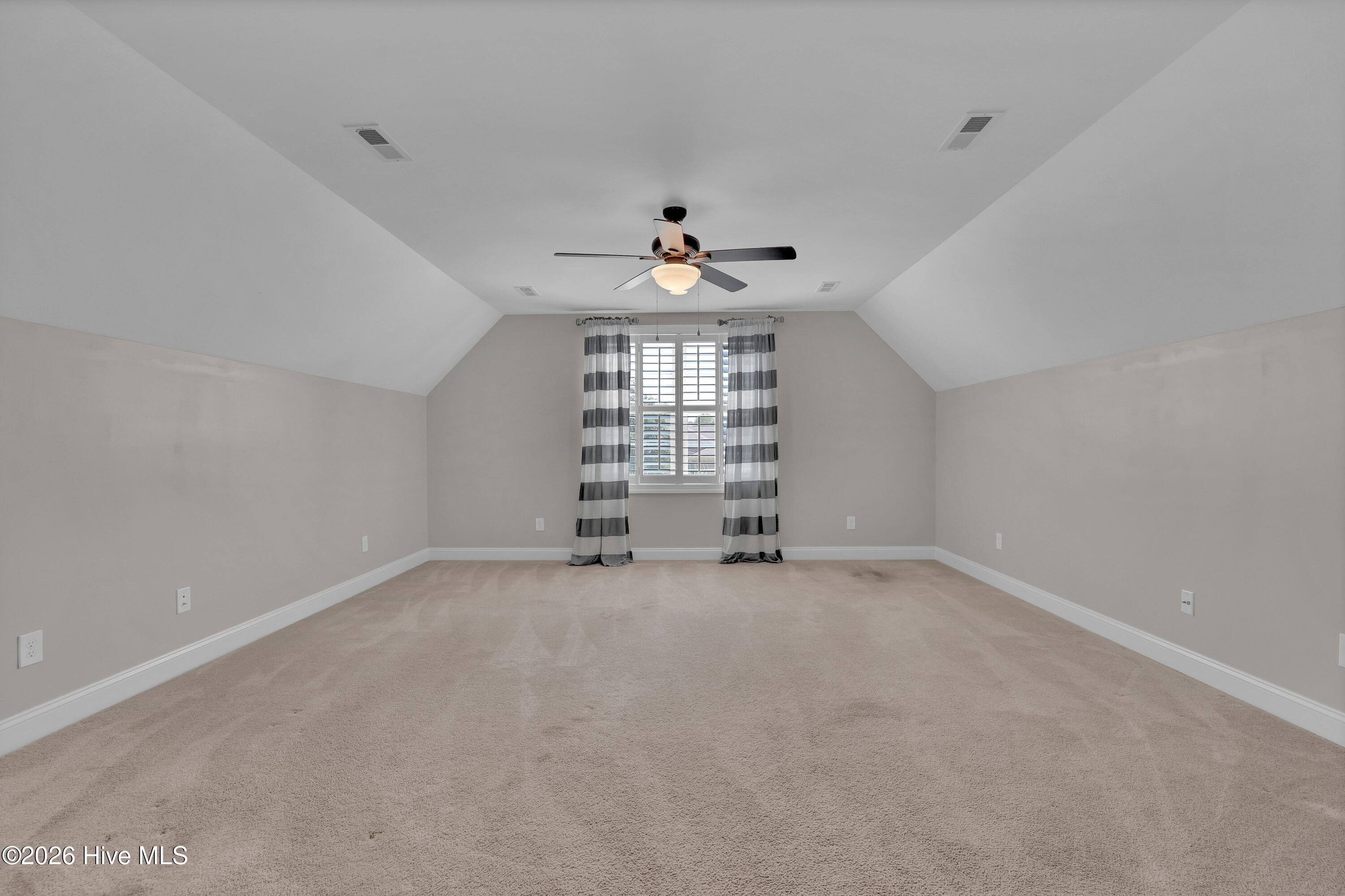 1334 Hydrangea Court Property Photo 34