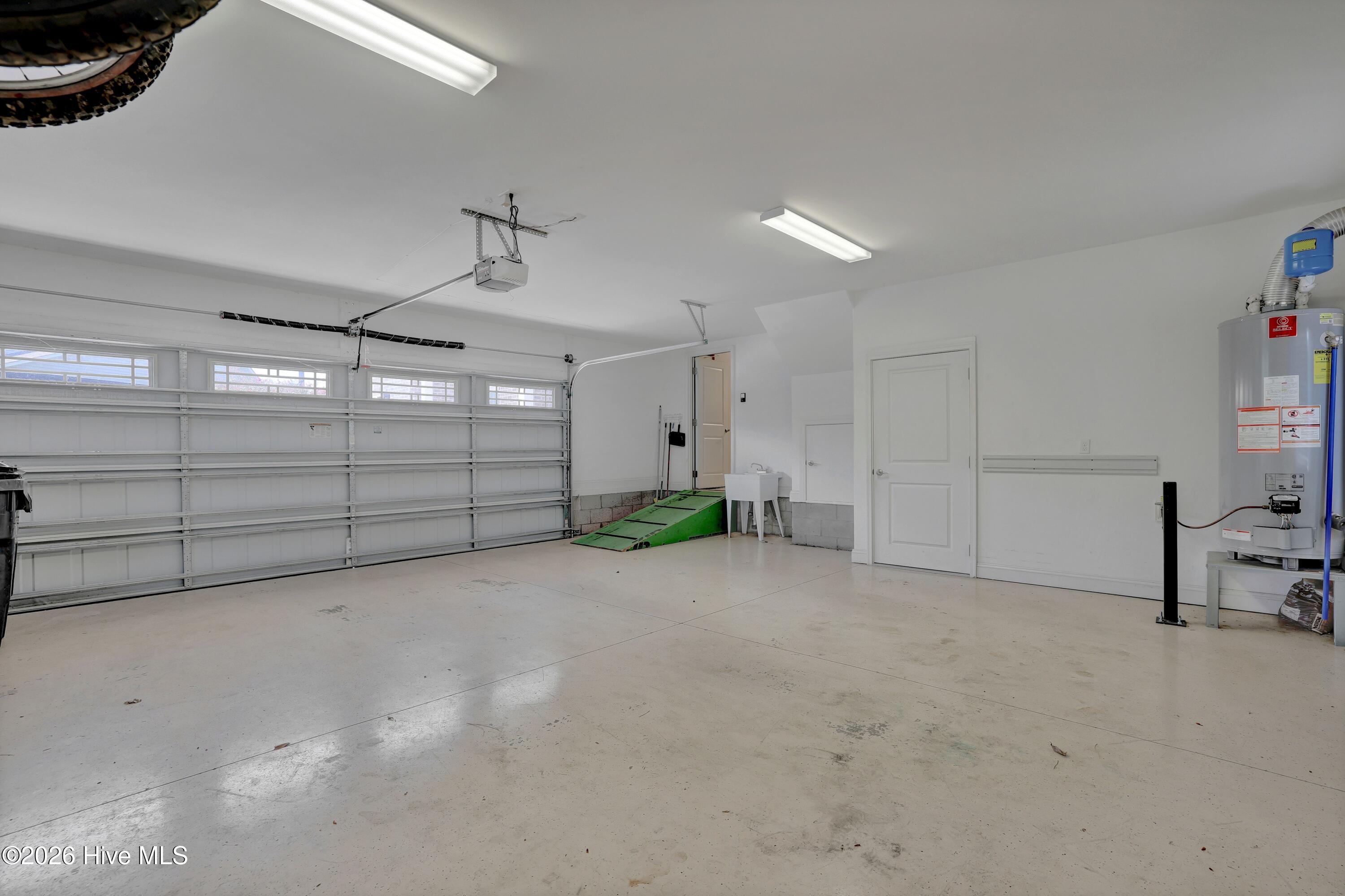 1334 Hydrangea Court Property Photo 40