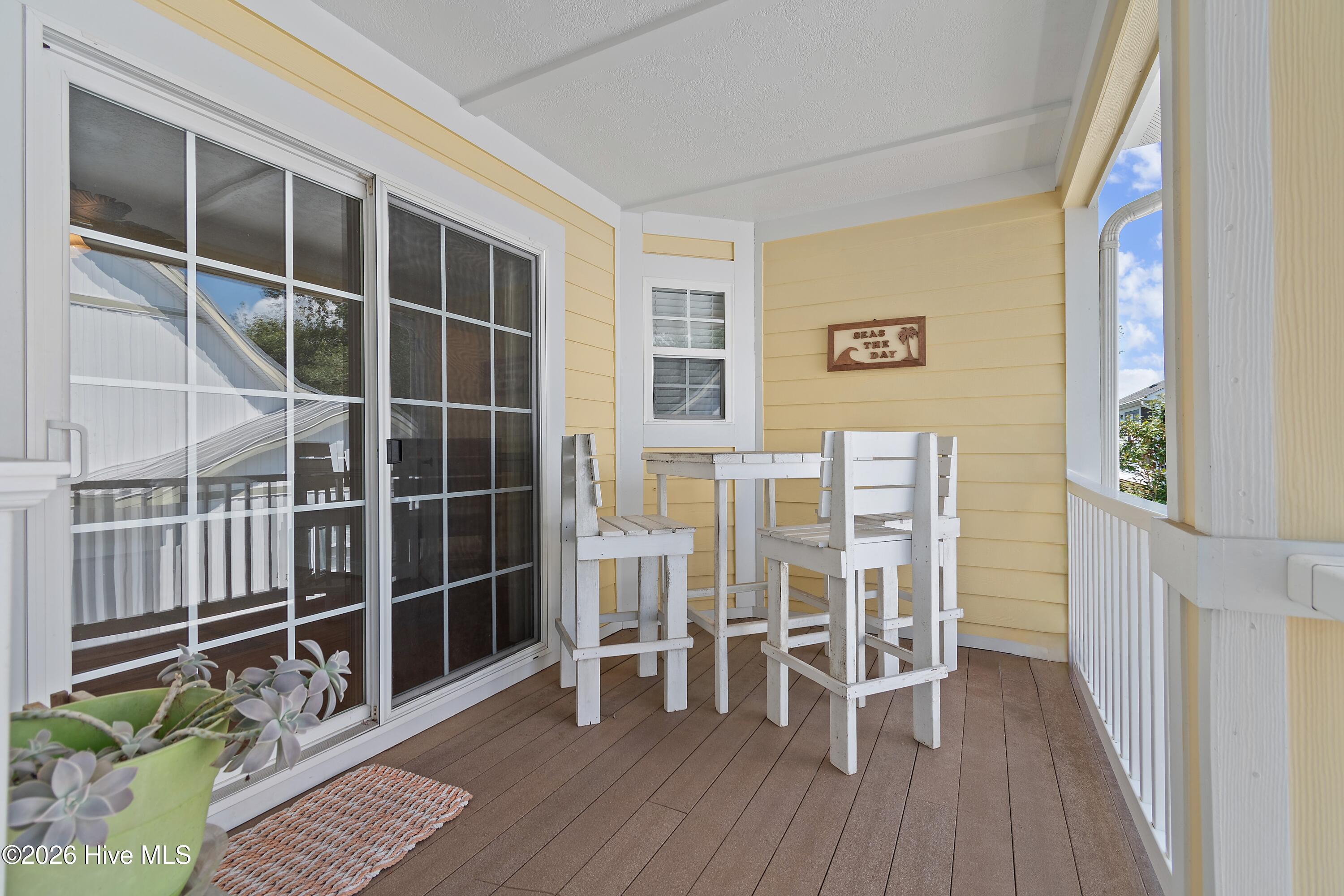 329 Ne 59th Street Property Photo 12