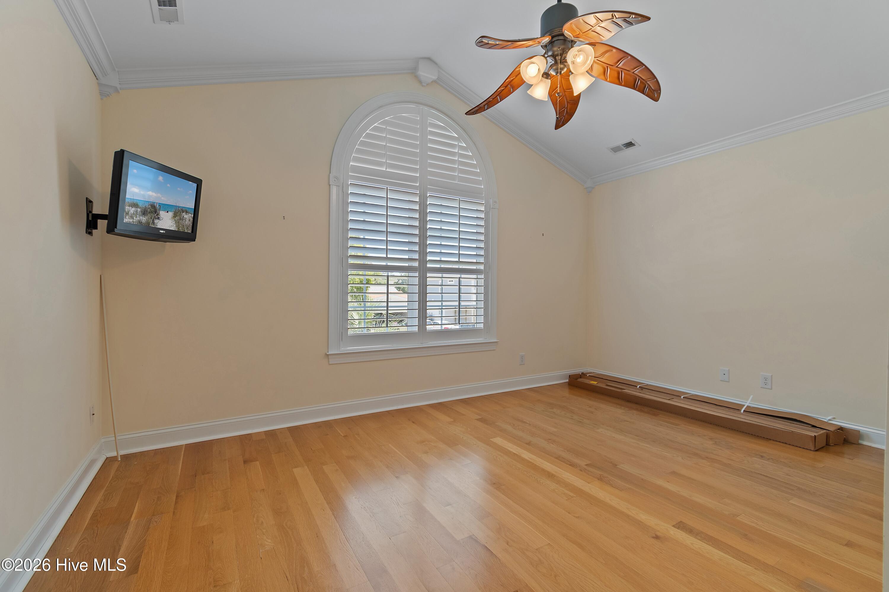 329 Ne 59th Street Property Photo 22