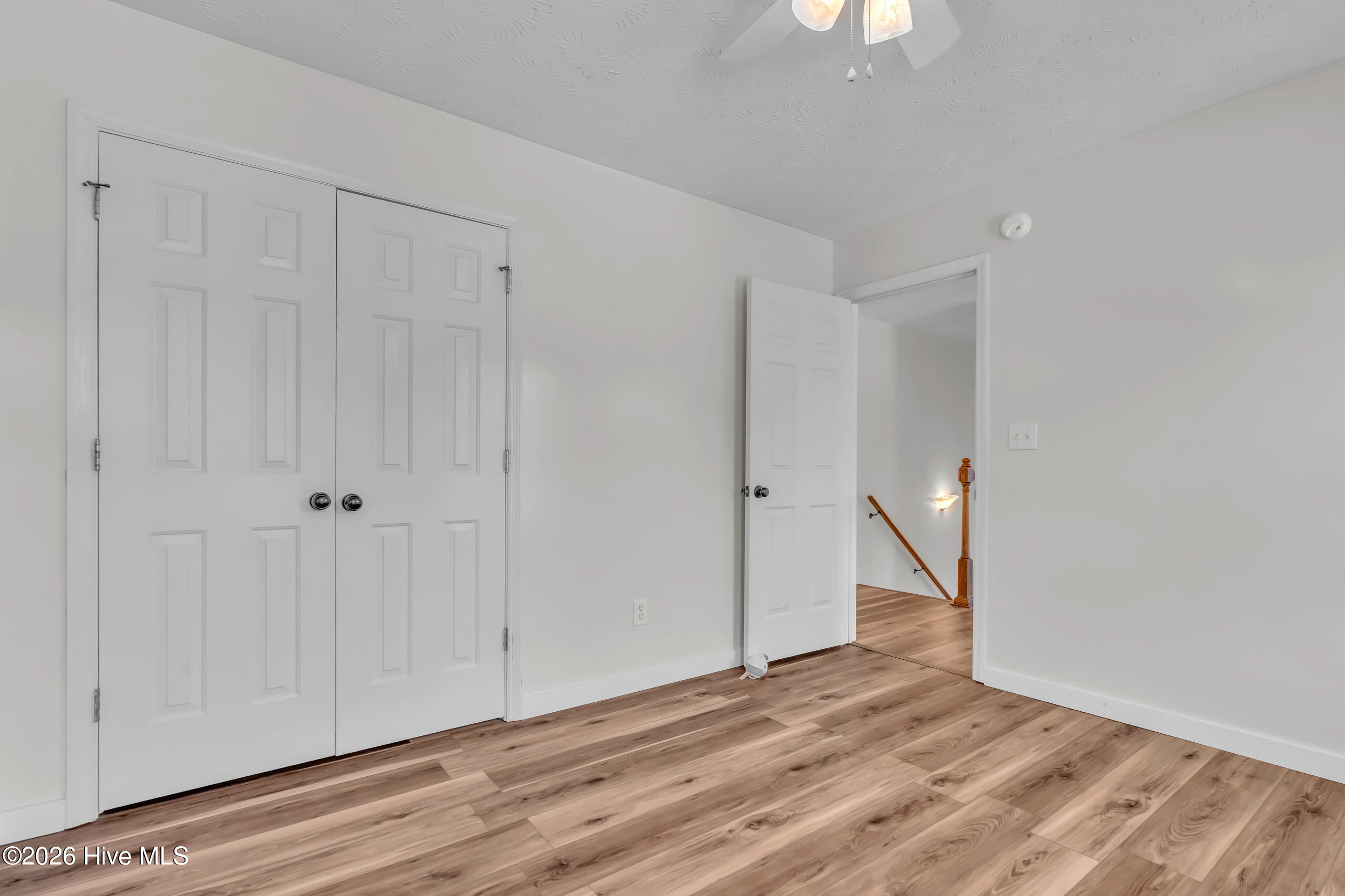 305 E Regent Court Property Photo 42