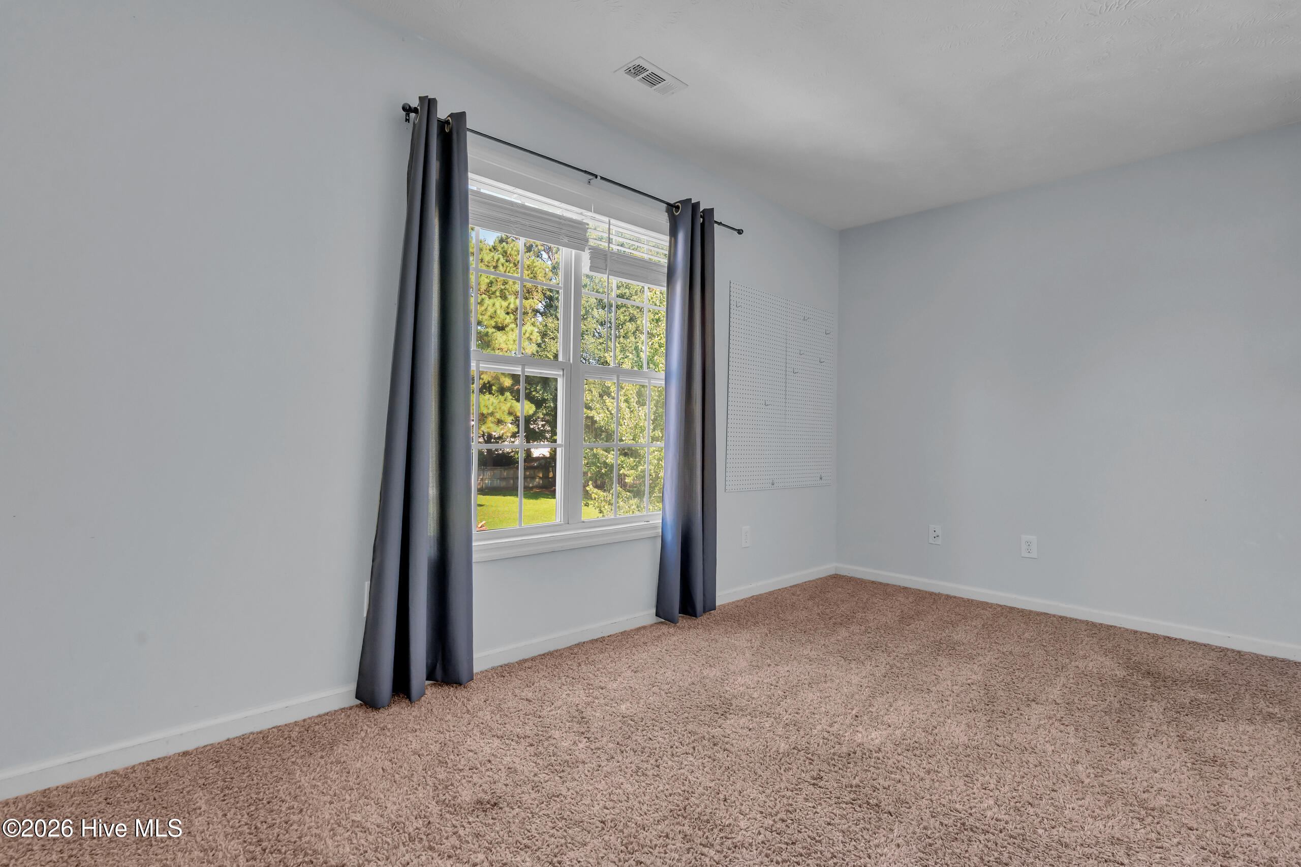 305 E Regent Court Property Photo 44