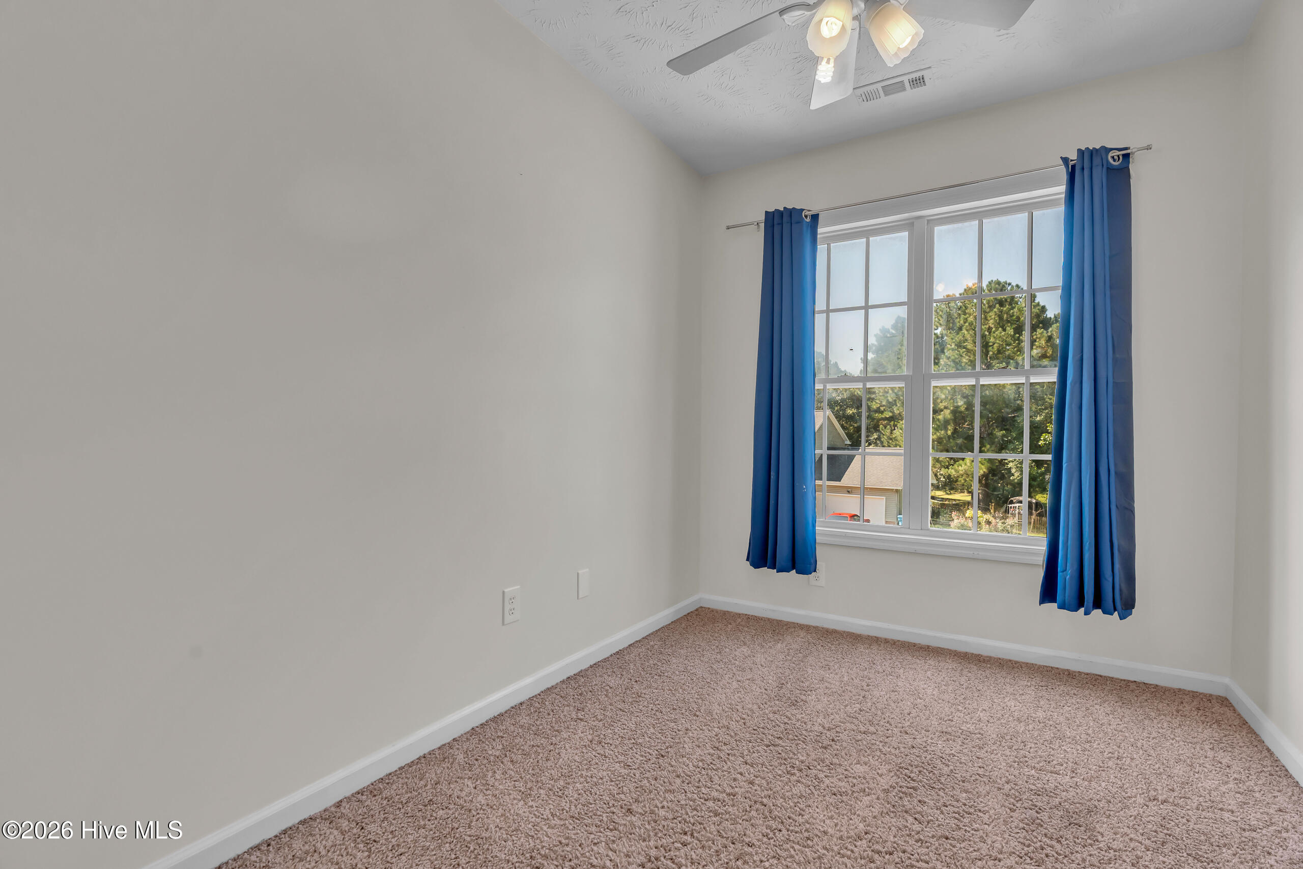 305 E Regent Court Property Photo 49