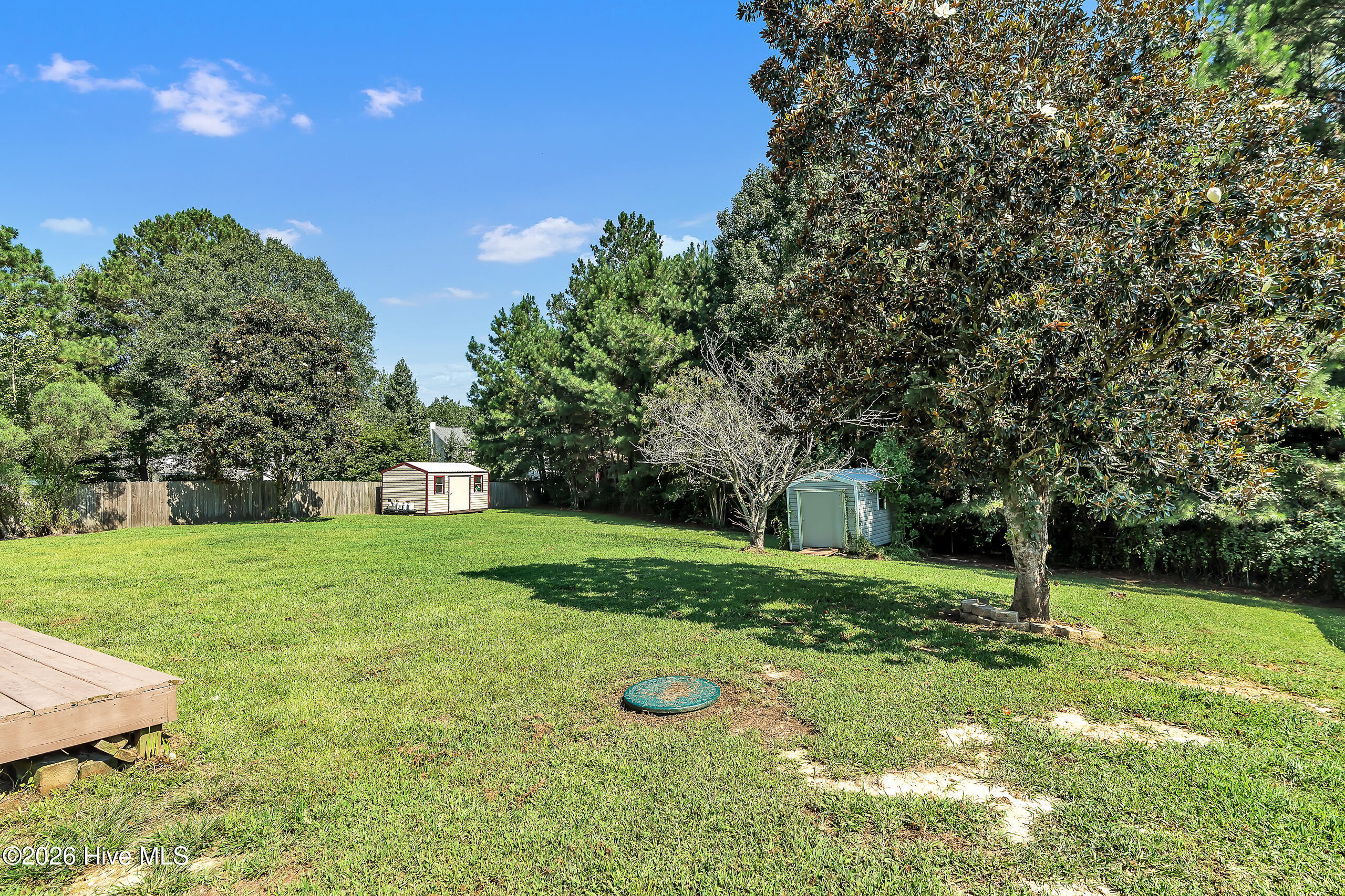 305 E Regent Court Property Photo 61