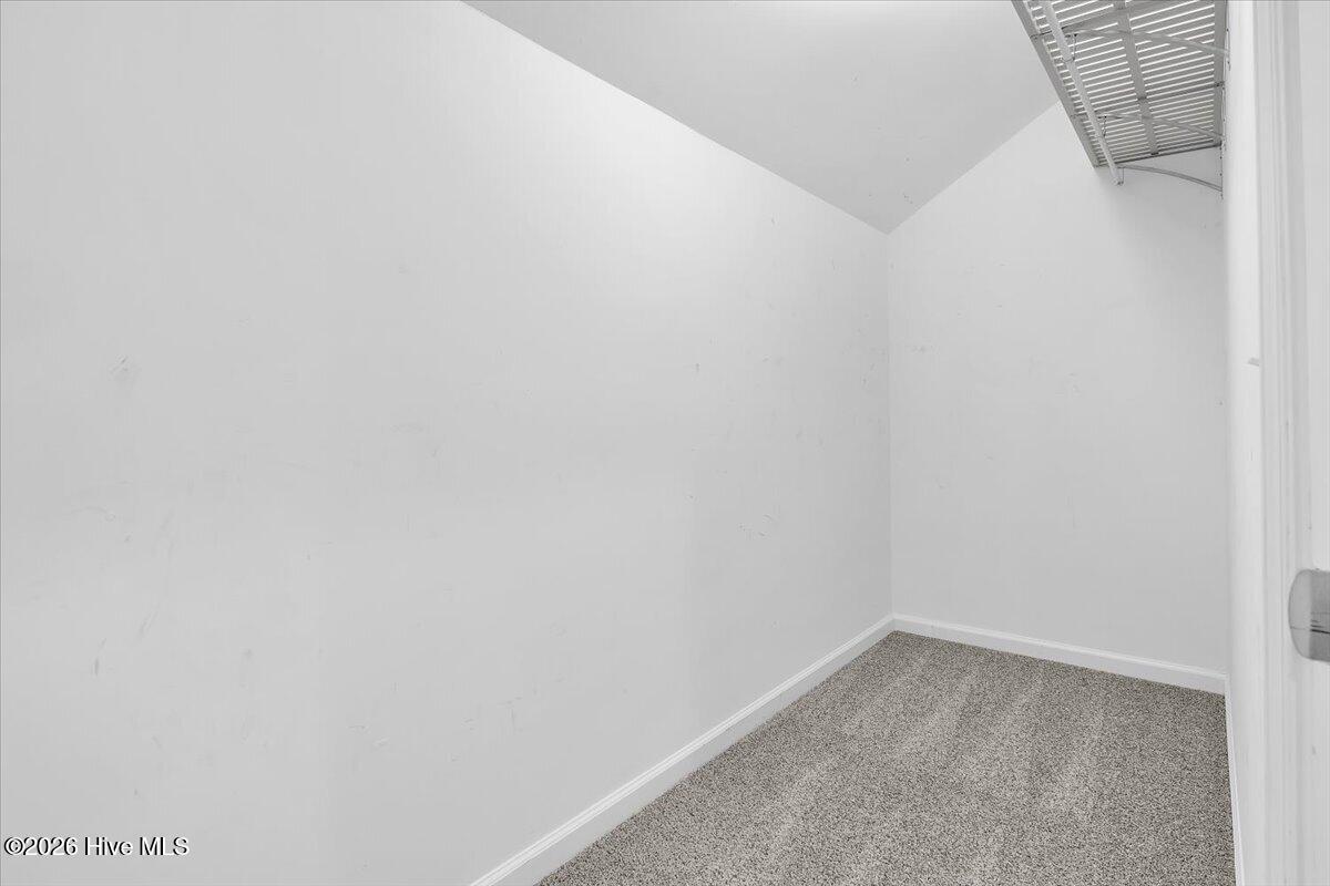 550 Lyrebird Avenue Property Photo 34