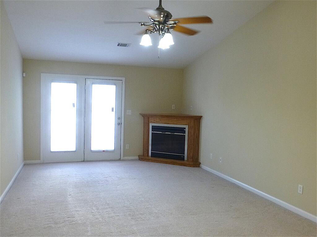 7024 E Reagan Circle E Property Photo 4