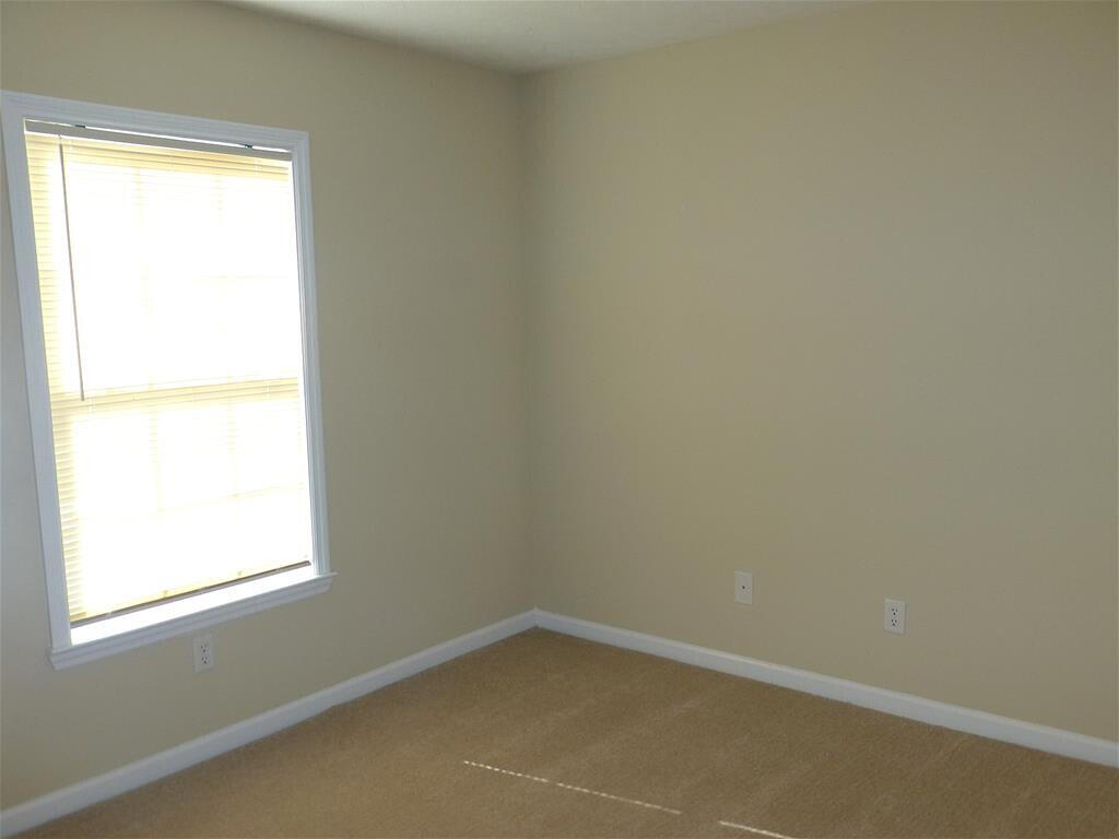 7024 E Reagan Circle E Property Photo 8