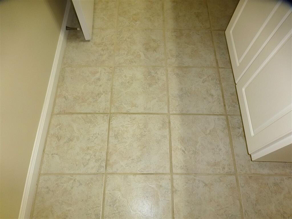 7024 E Reagan Circle E Property Photo 10