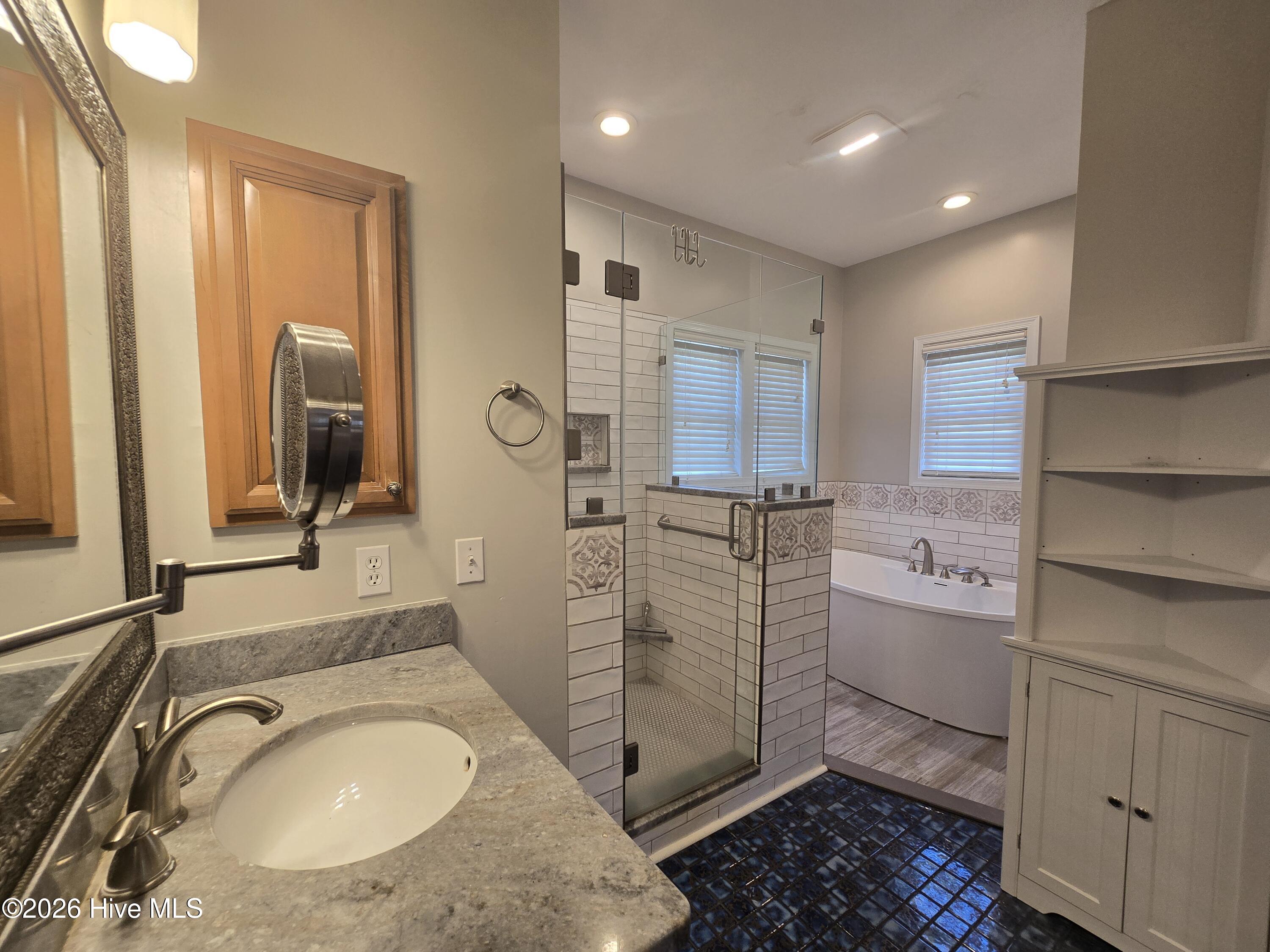 151 Mariners Way Property Photo 11