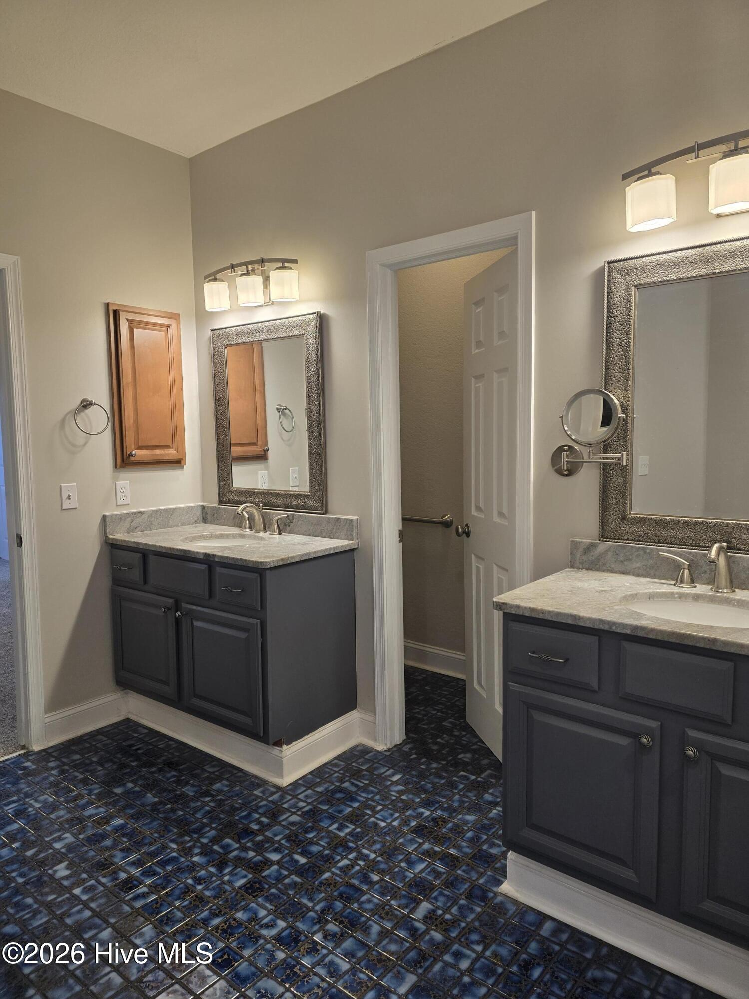 151 Mariners Way Property Photo 14