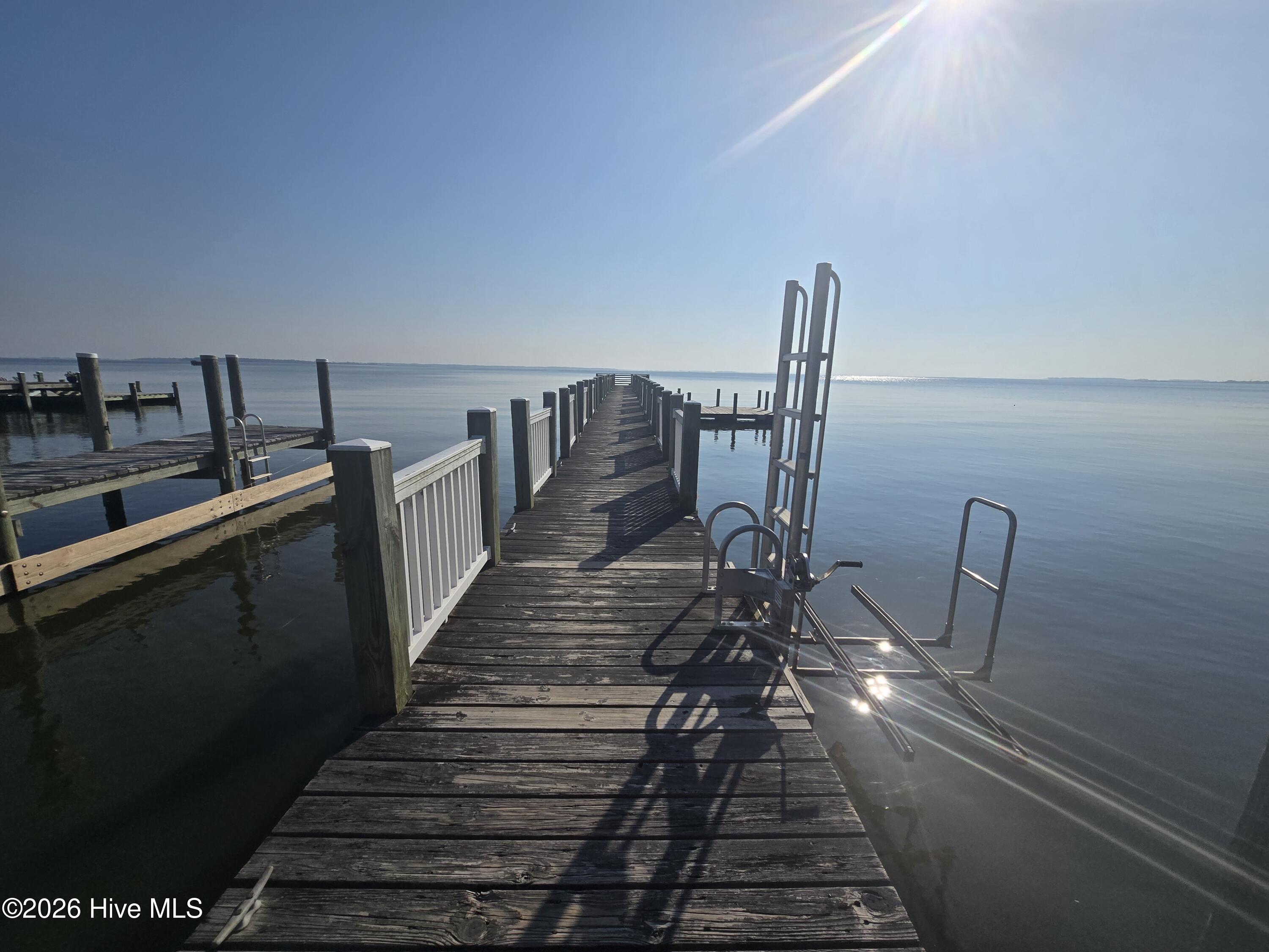151 Mariners Way Property Photo 23