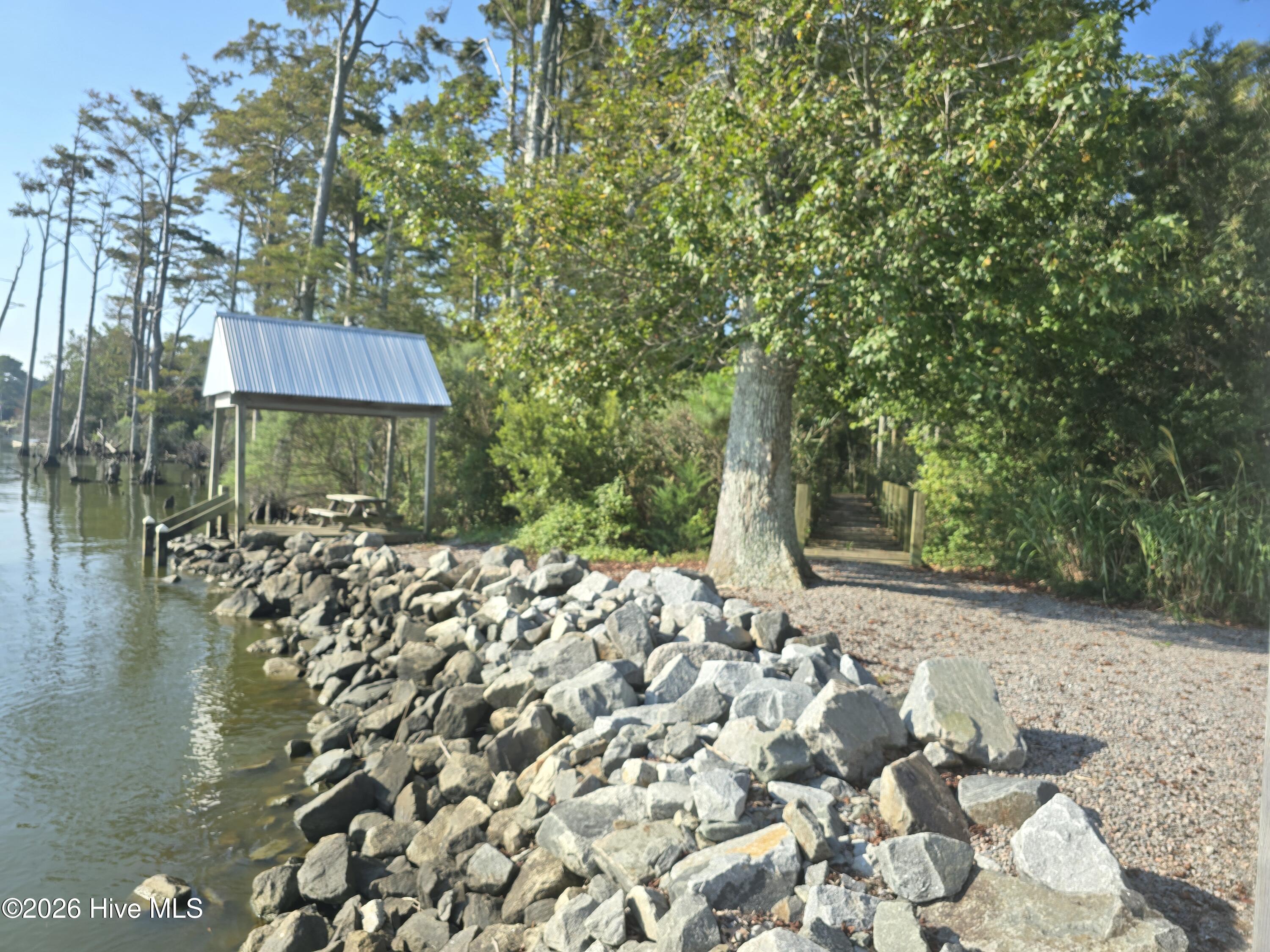 151 Mariners Way Property Photo 25