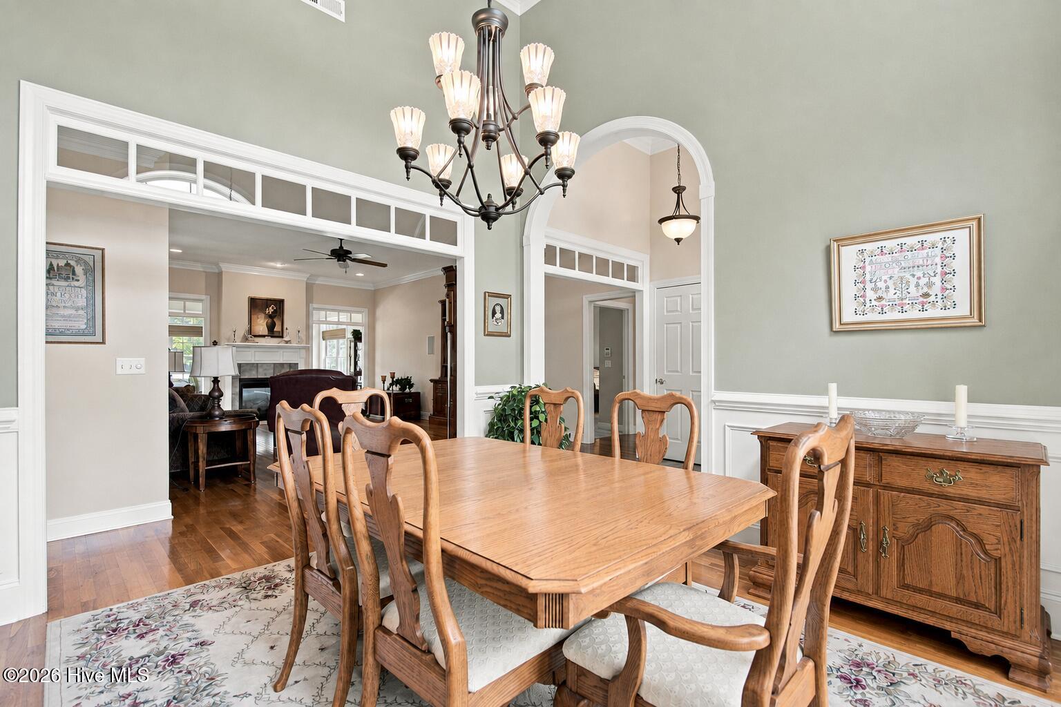1009 West Cove Loop Property Photo 7