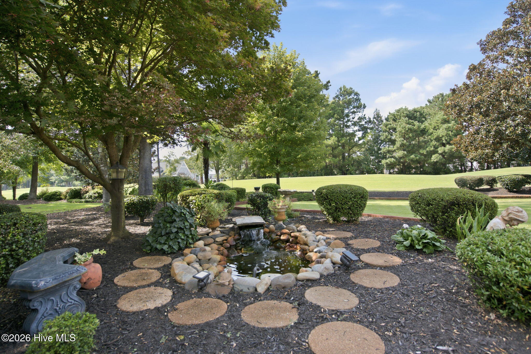 1009 West Cove Loop Property Photo 12
