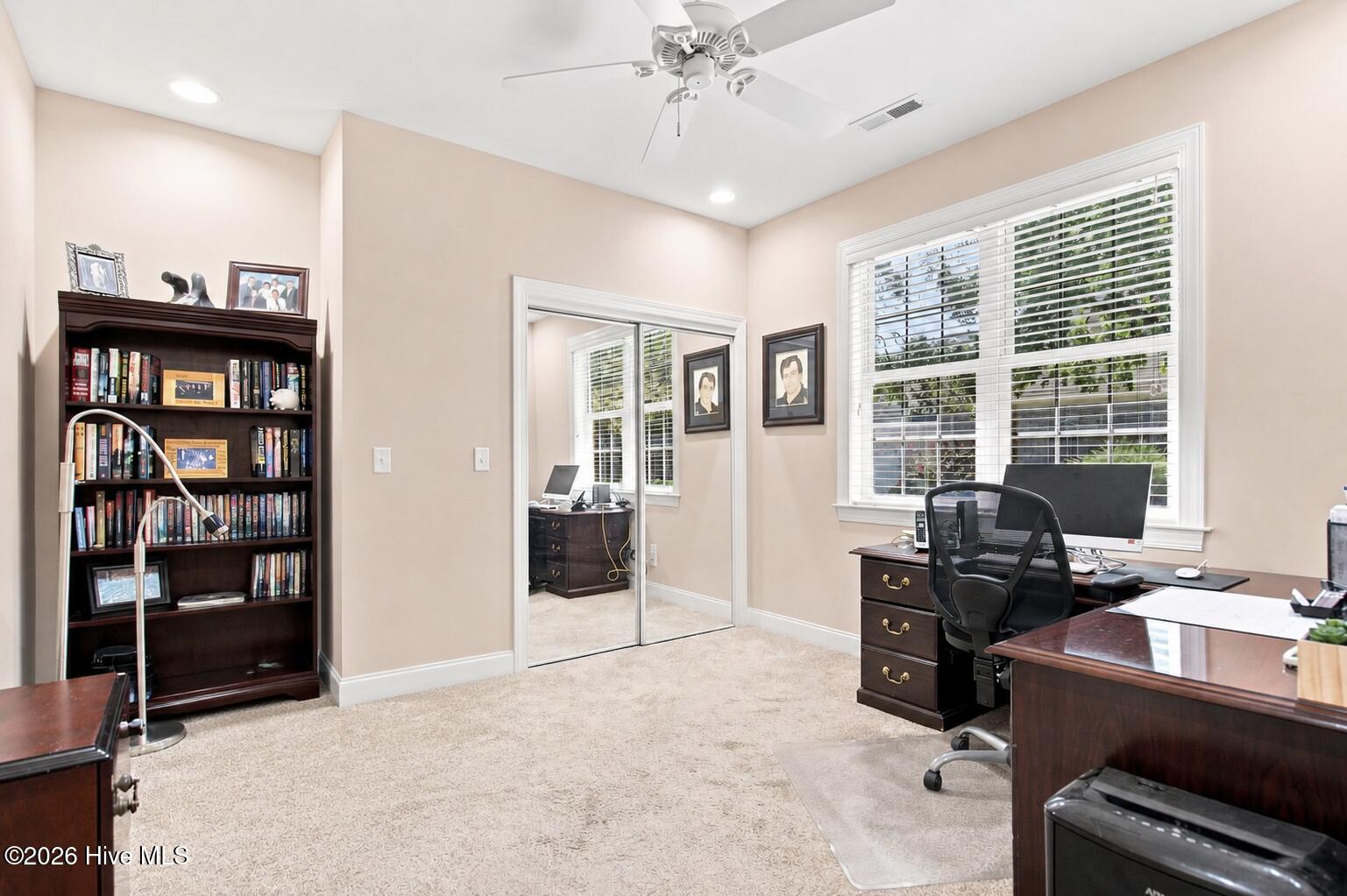 1009 West Cove Loop Property Photo 19