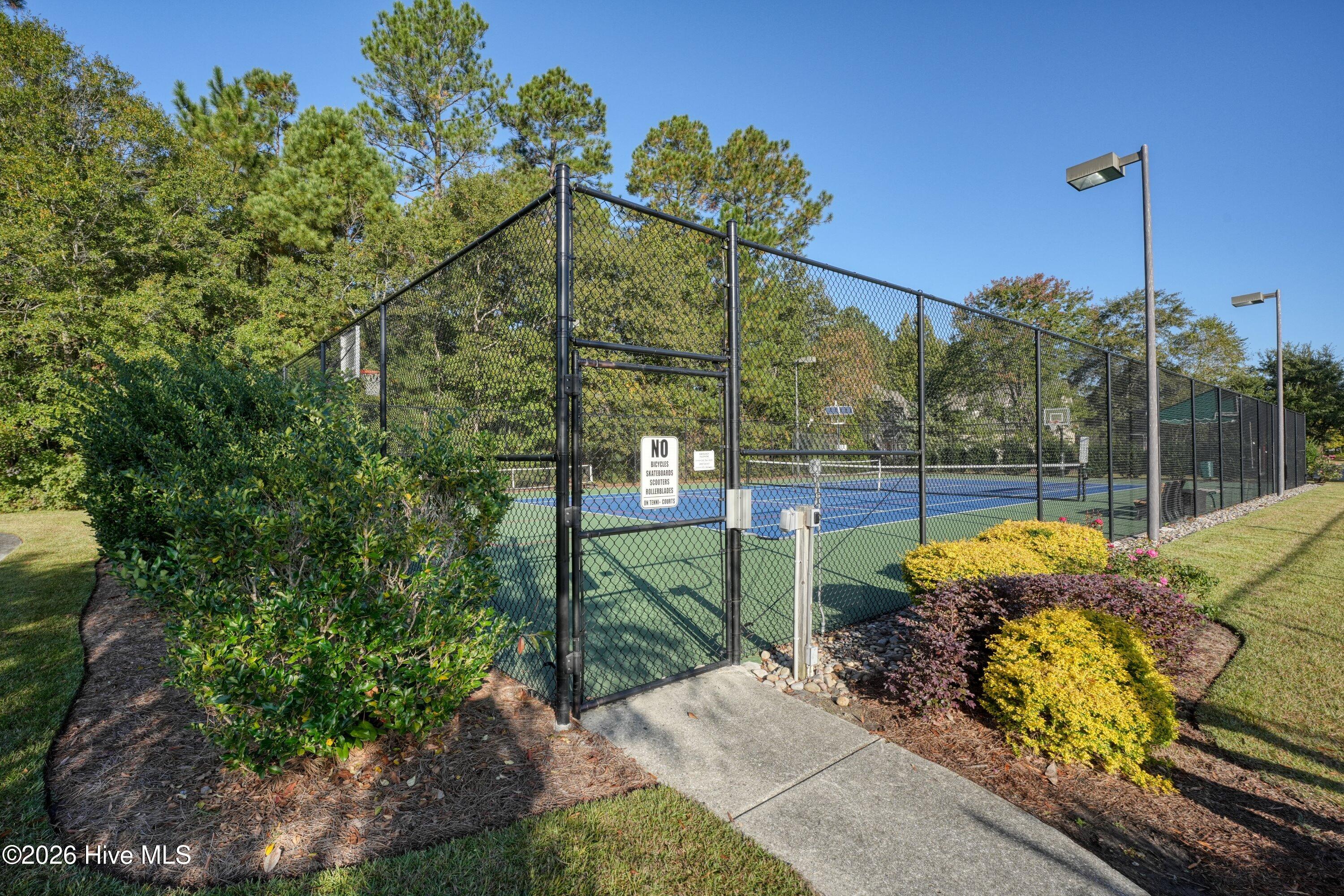 1009 West Cove Loop Property Photo 30