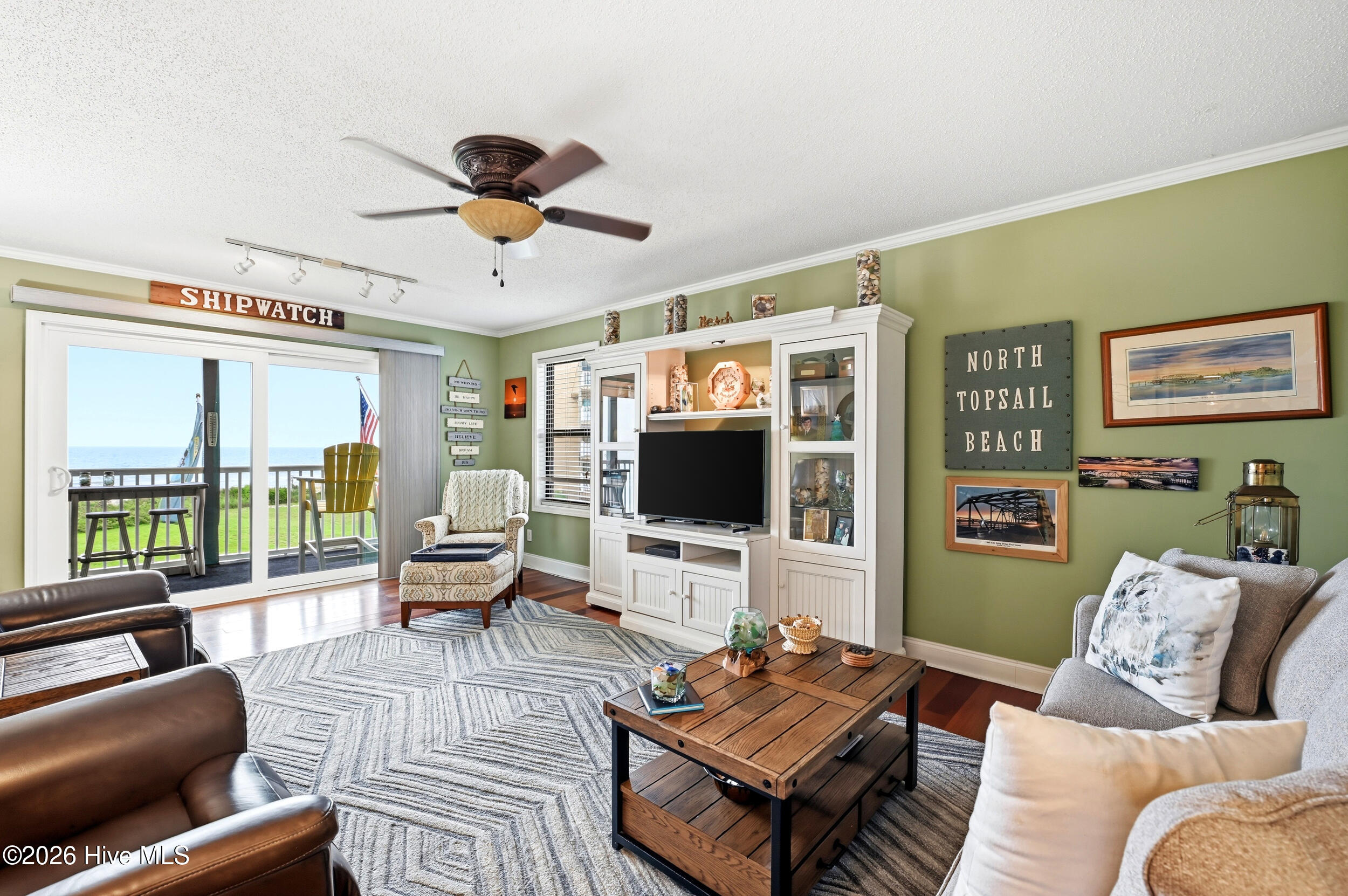 1896 New River Inlet Road 1204 Property Photo 3