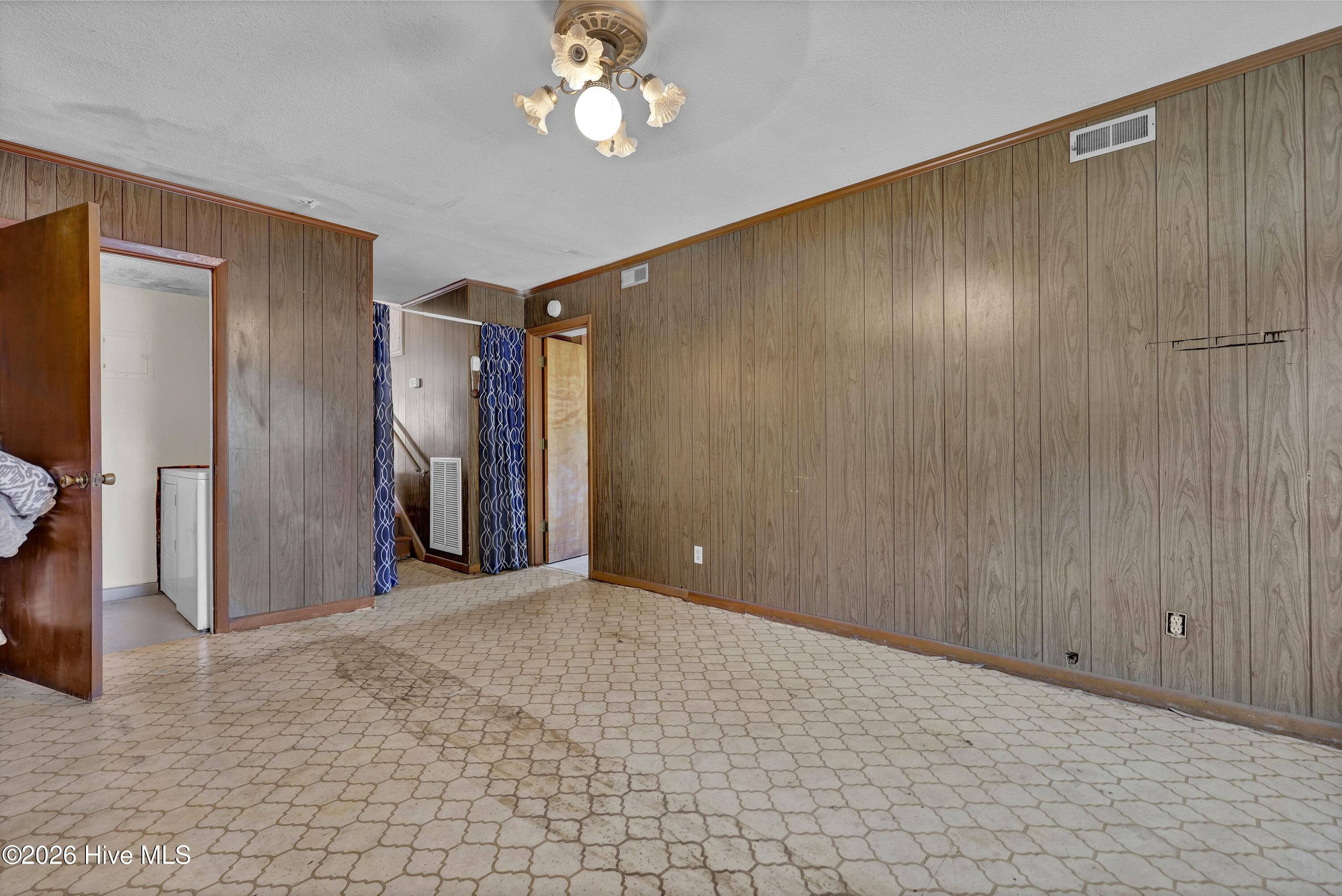 218 Spartan Road Property Photo 12