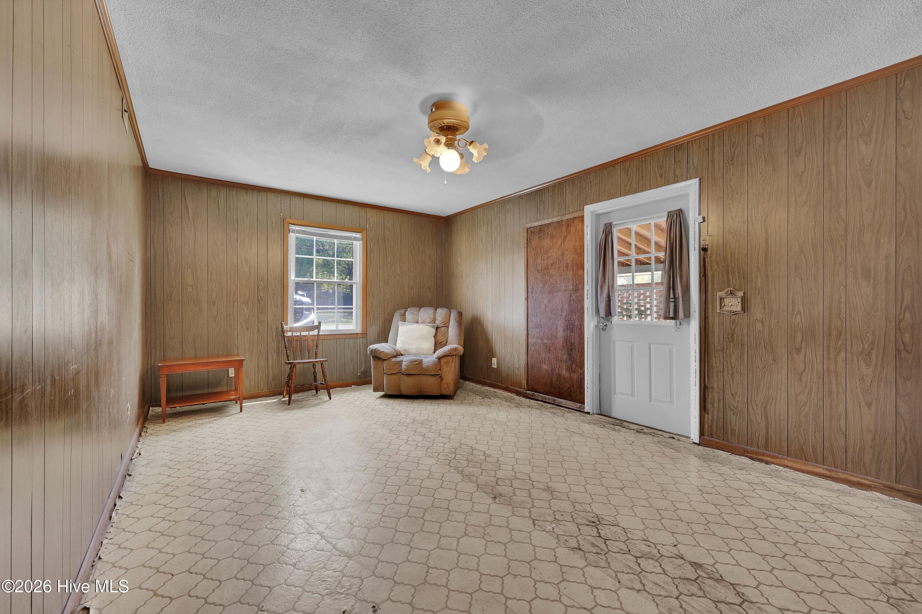 218 Spartan Road Property Photo 13