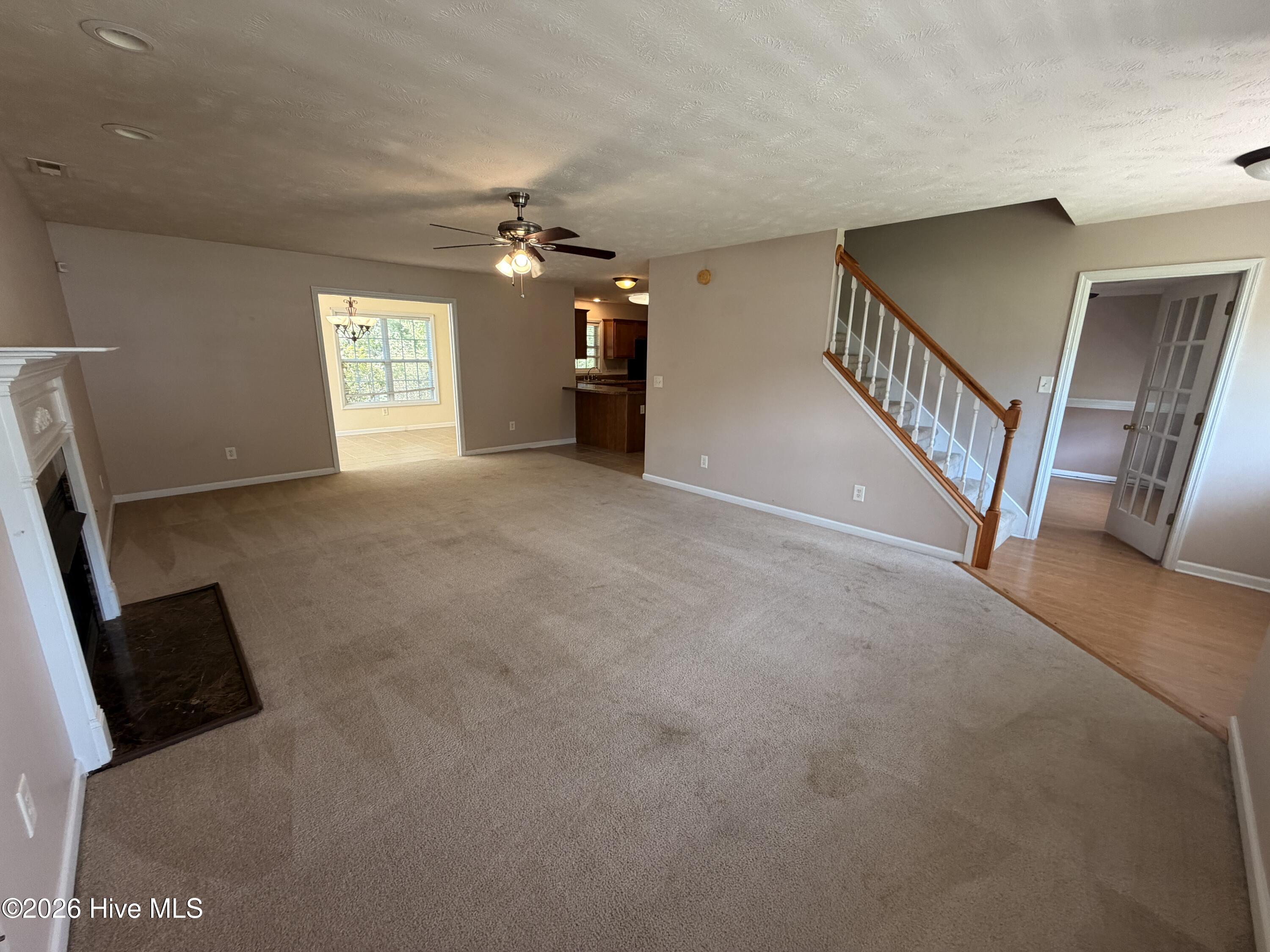 157 Mendover Drive Property Photo 8