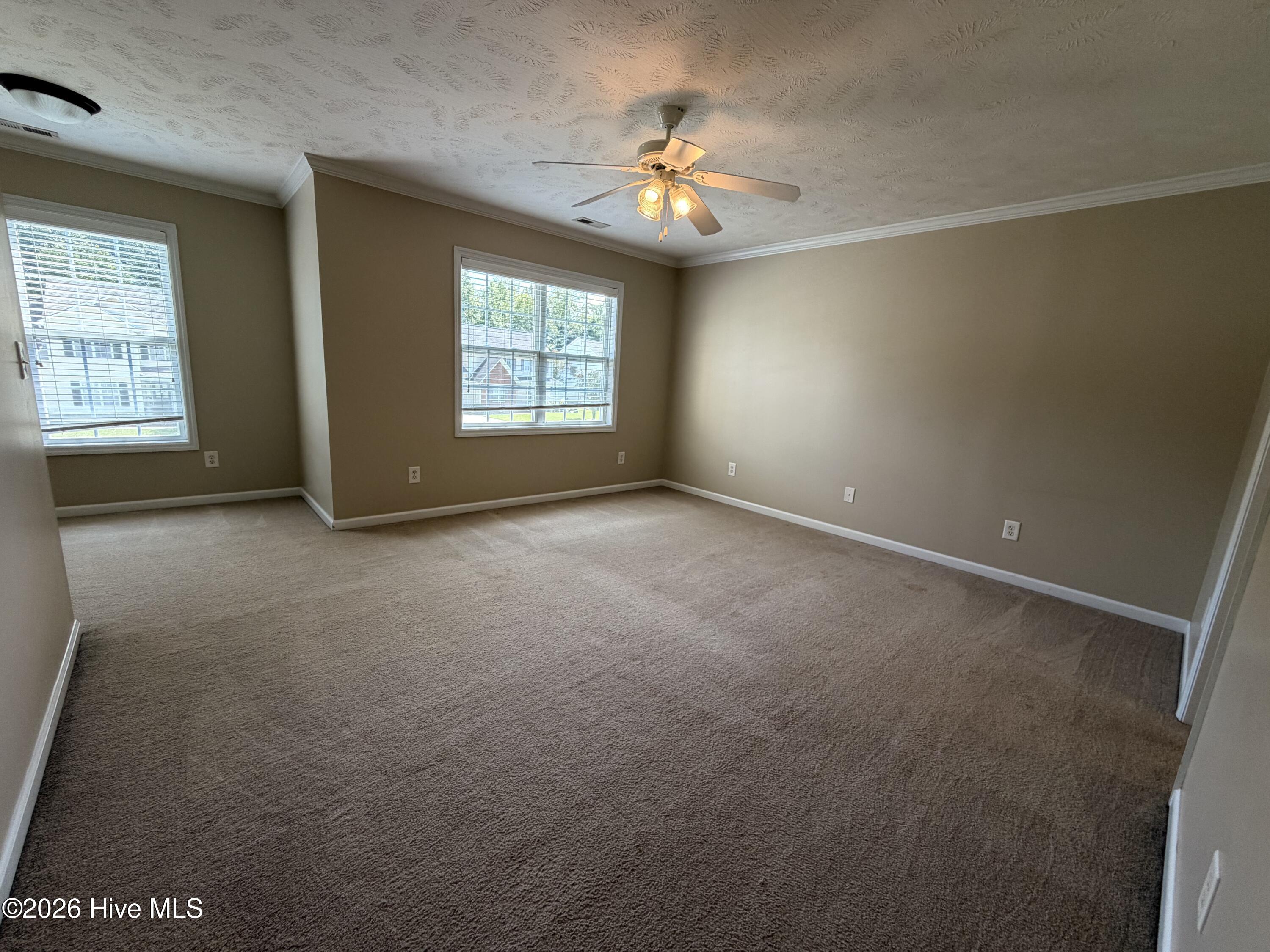 157 Mendover Drive Property Photo 14