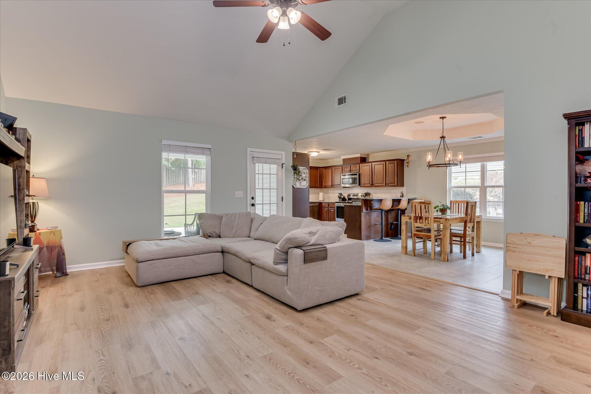 1071 Ackerman Drive Property Photo 10
