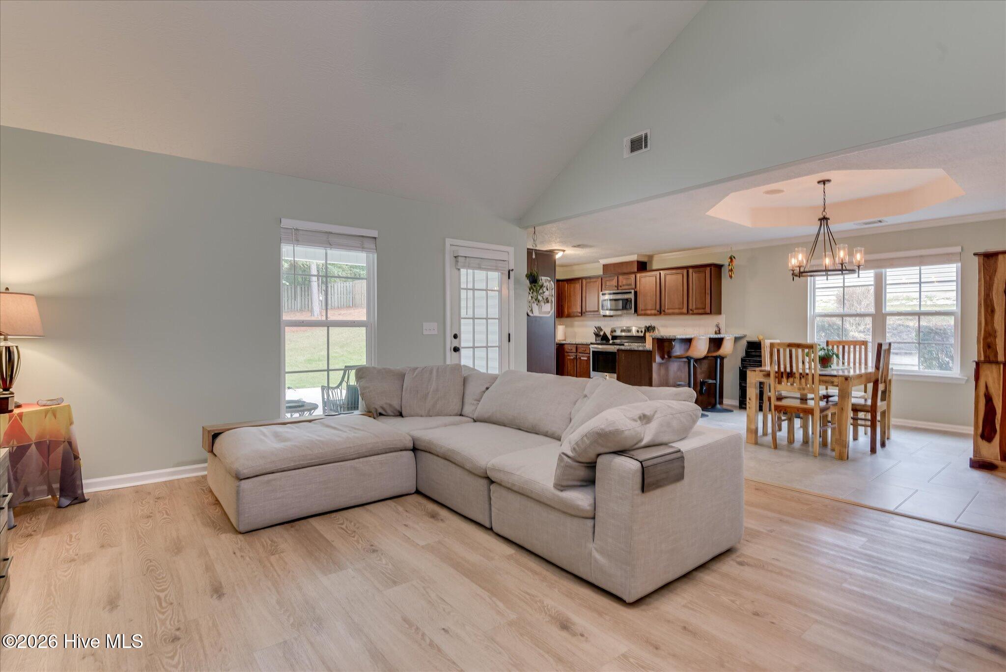1071 Ackerman Drive Property Photo 11
