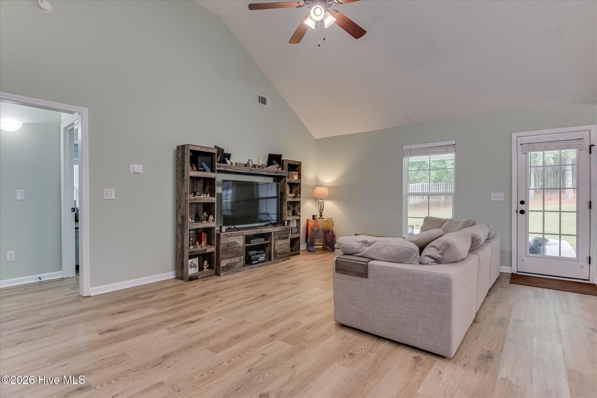 1071 Ackerman Drive Property Photo 12