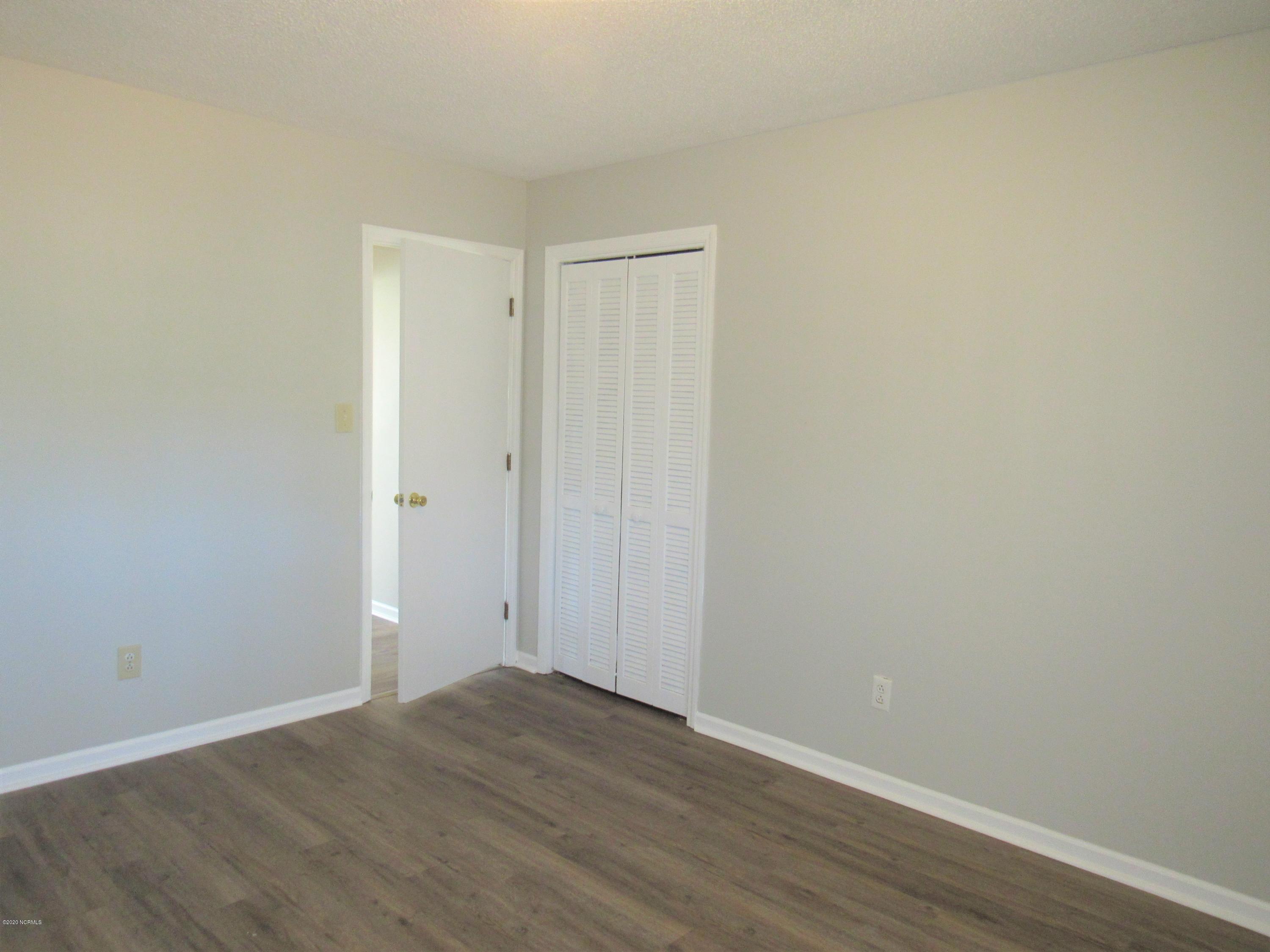 325 W Frances Street Property Photo 5