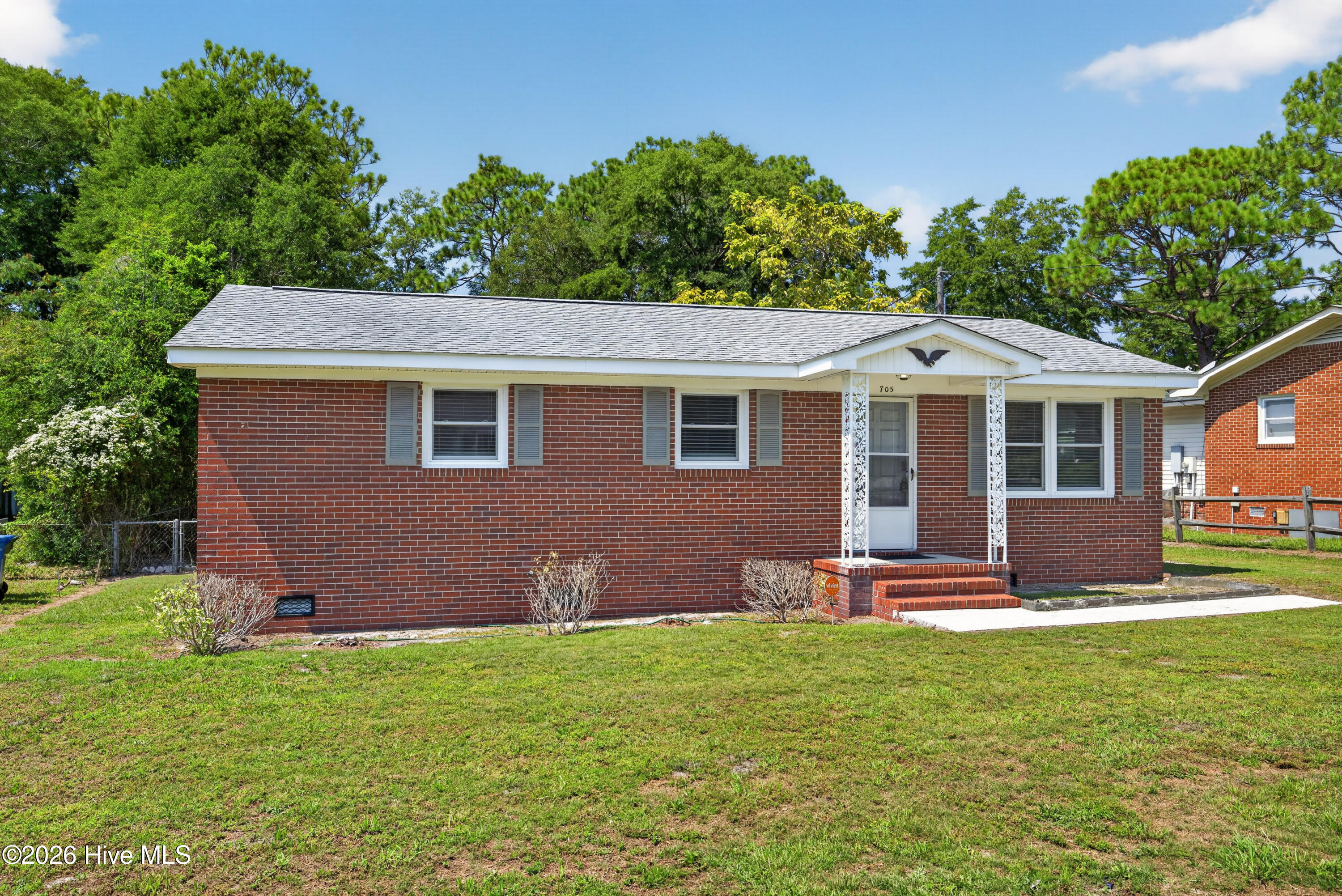 705 Holbrooke Avenue Property Photo 4