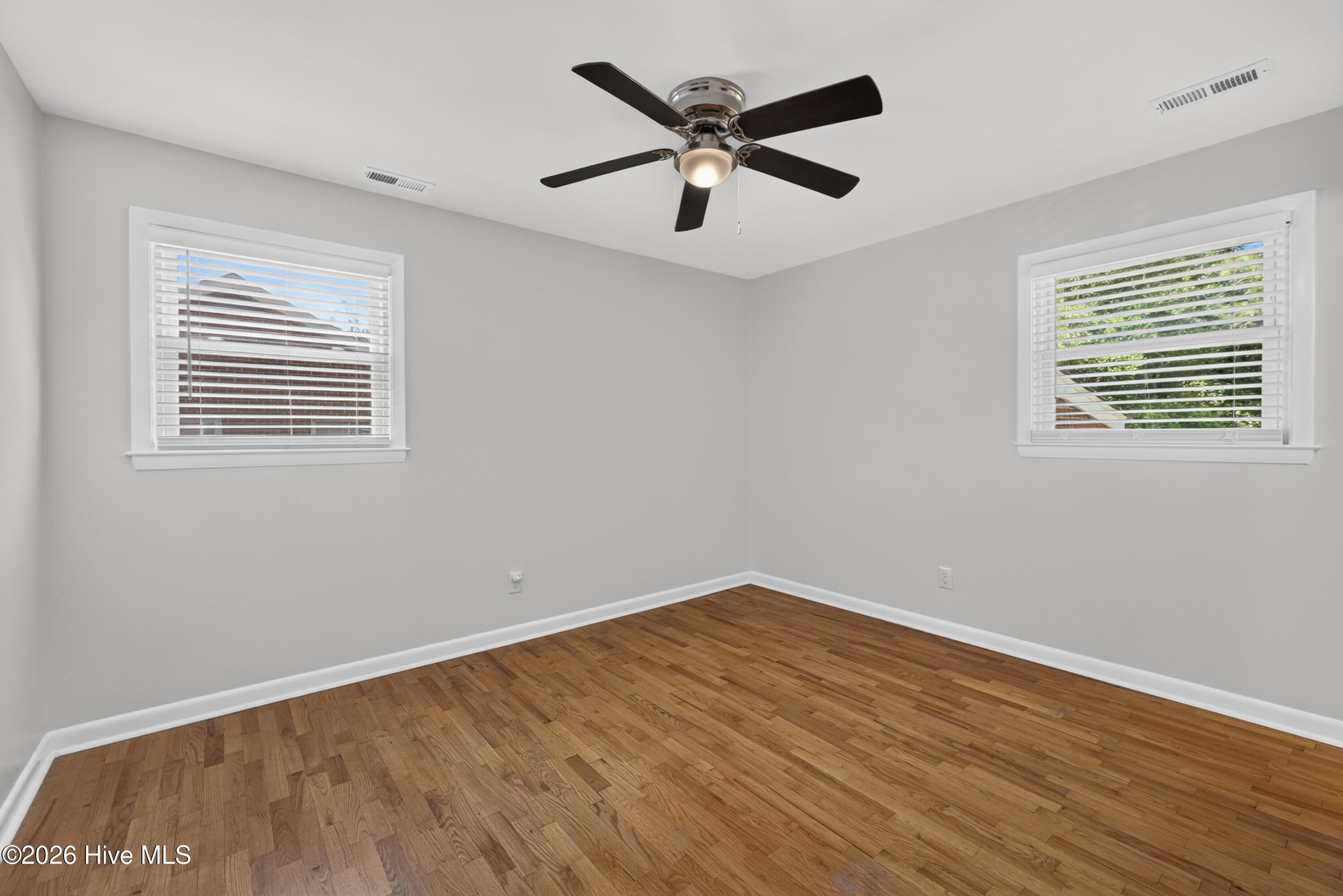 705 Holbrooke Avenue Property Photo 19