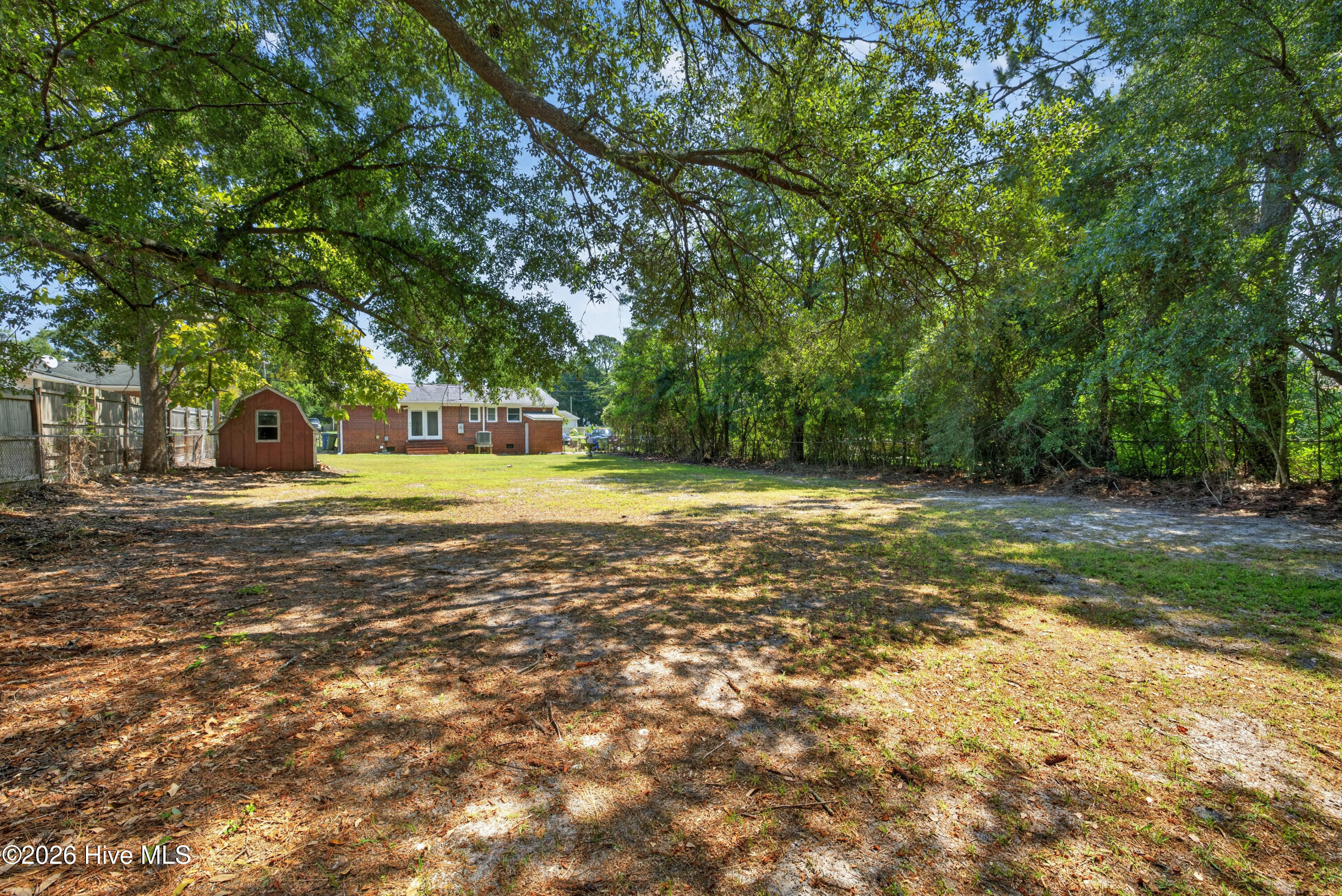 705 Holbrooke Avenue Property Photo 35