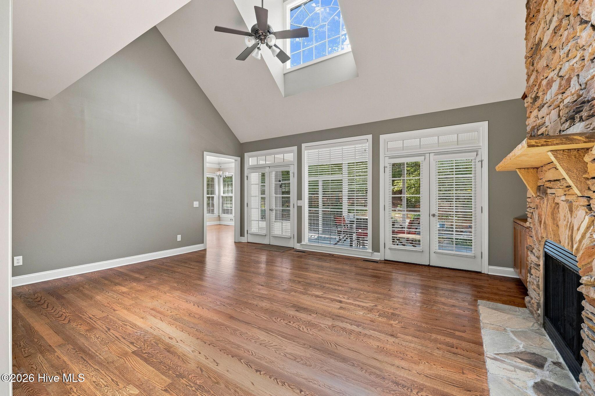 39 Lasswade Drive Property Photo 10