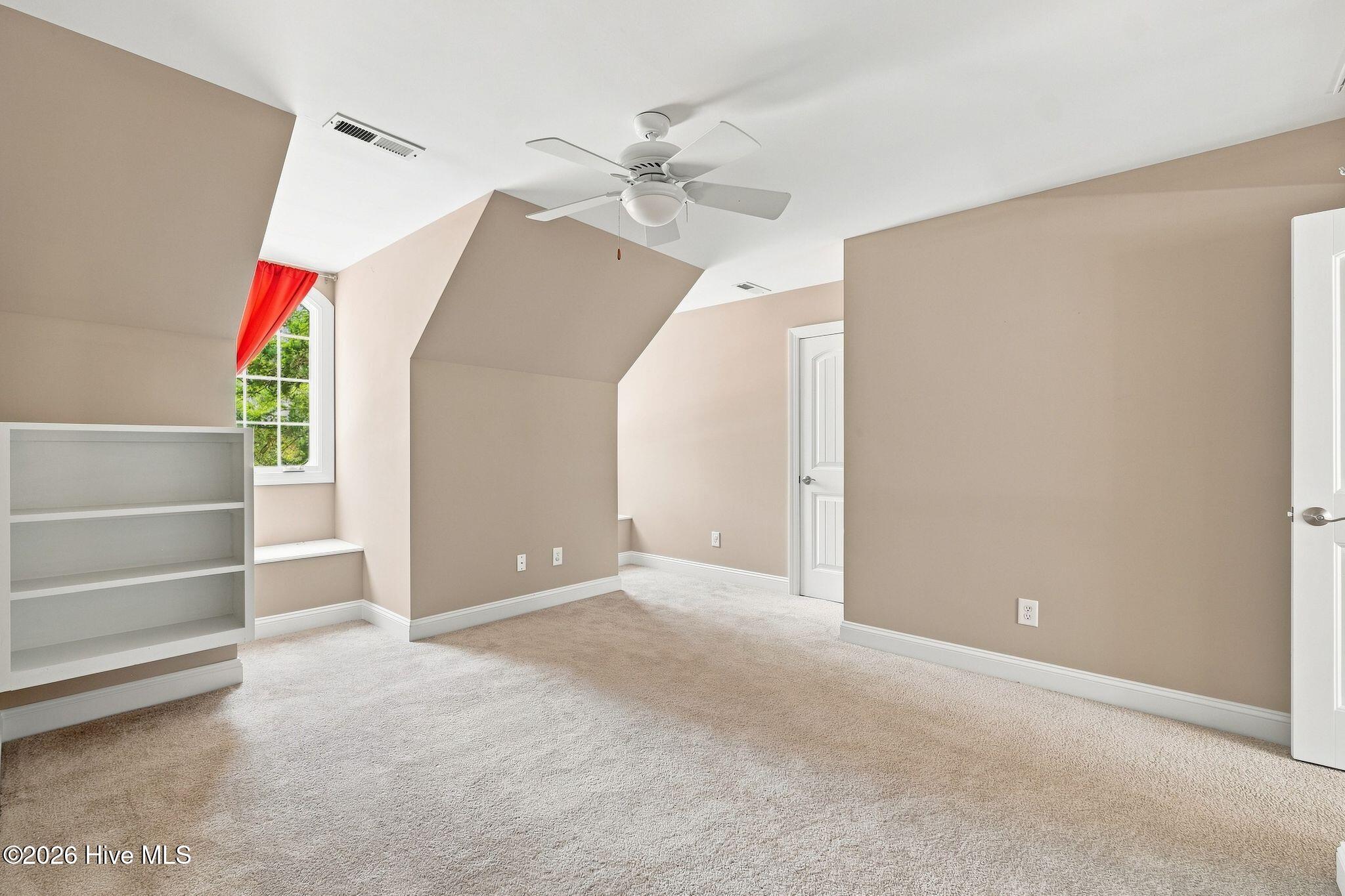 39 Lasswade Drive Property Photo 43