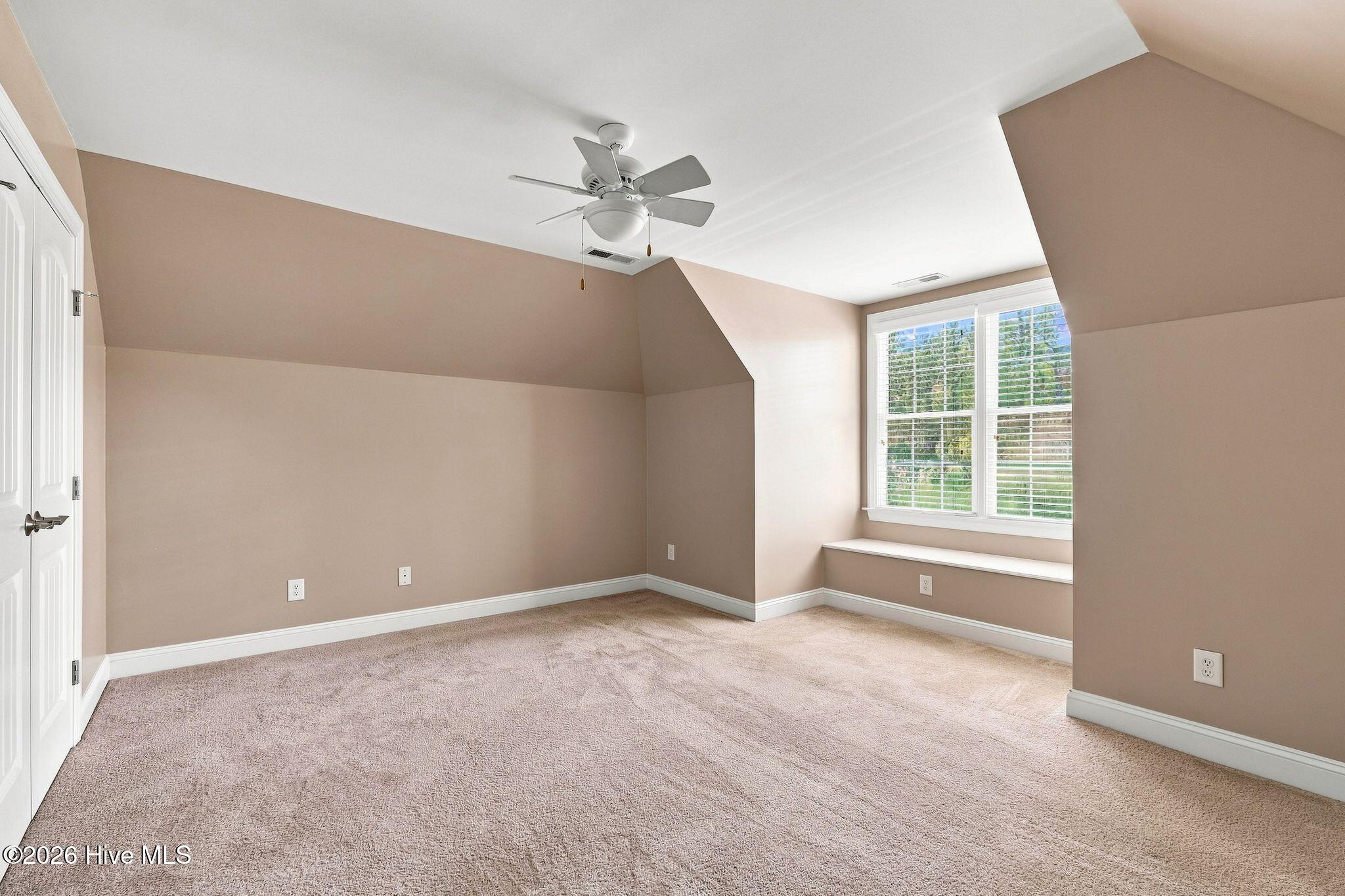 39 Lasswade Drive Property Photo 45