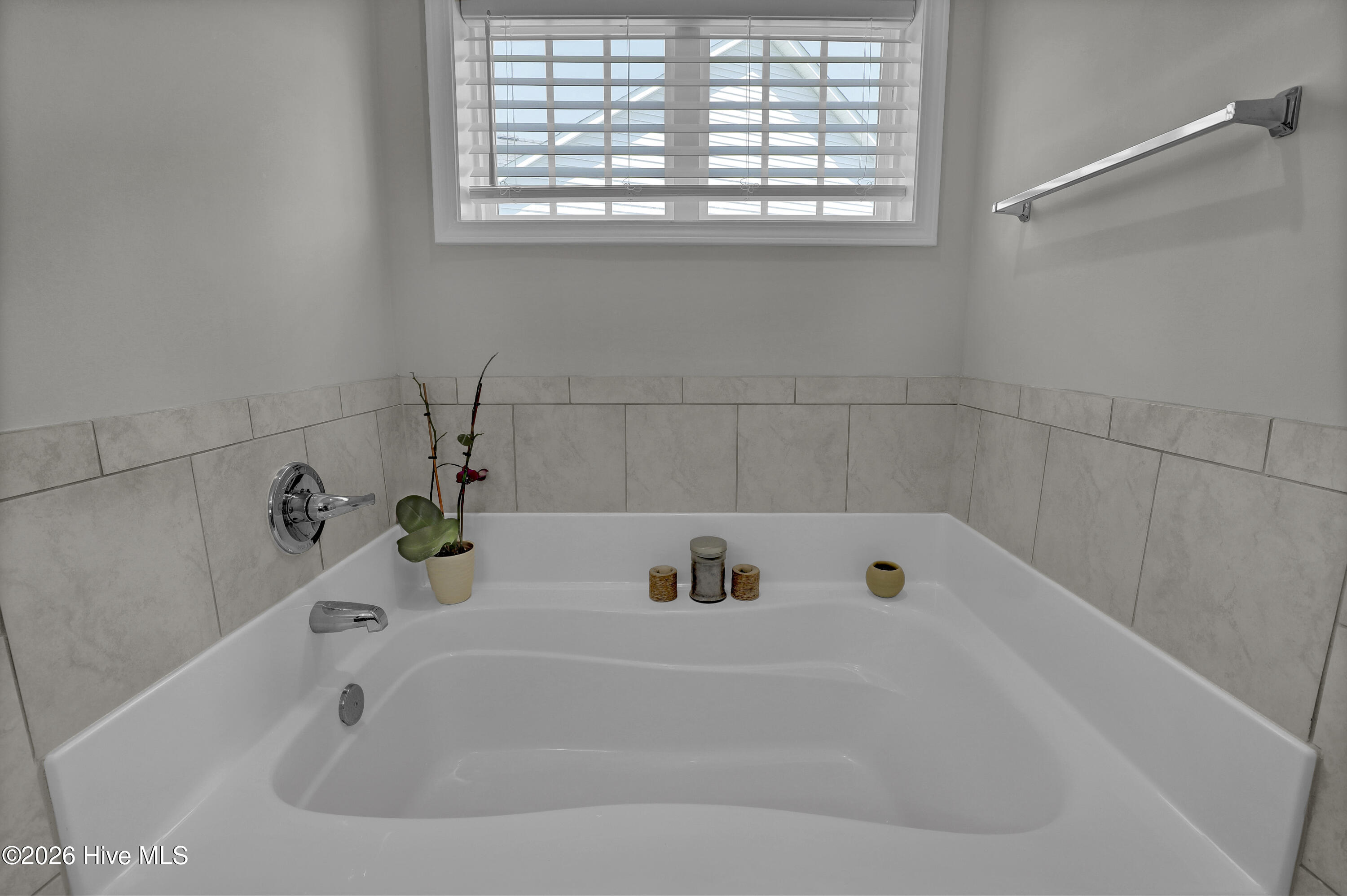 186 Violetear Ridge Property Photo 18