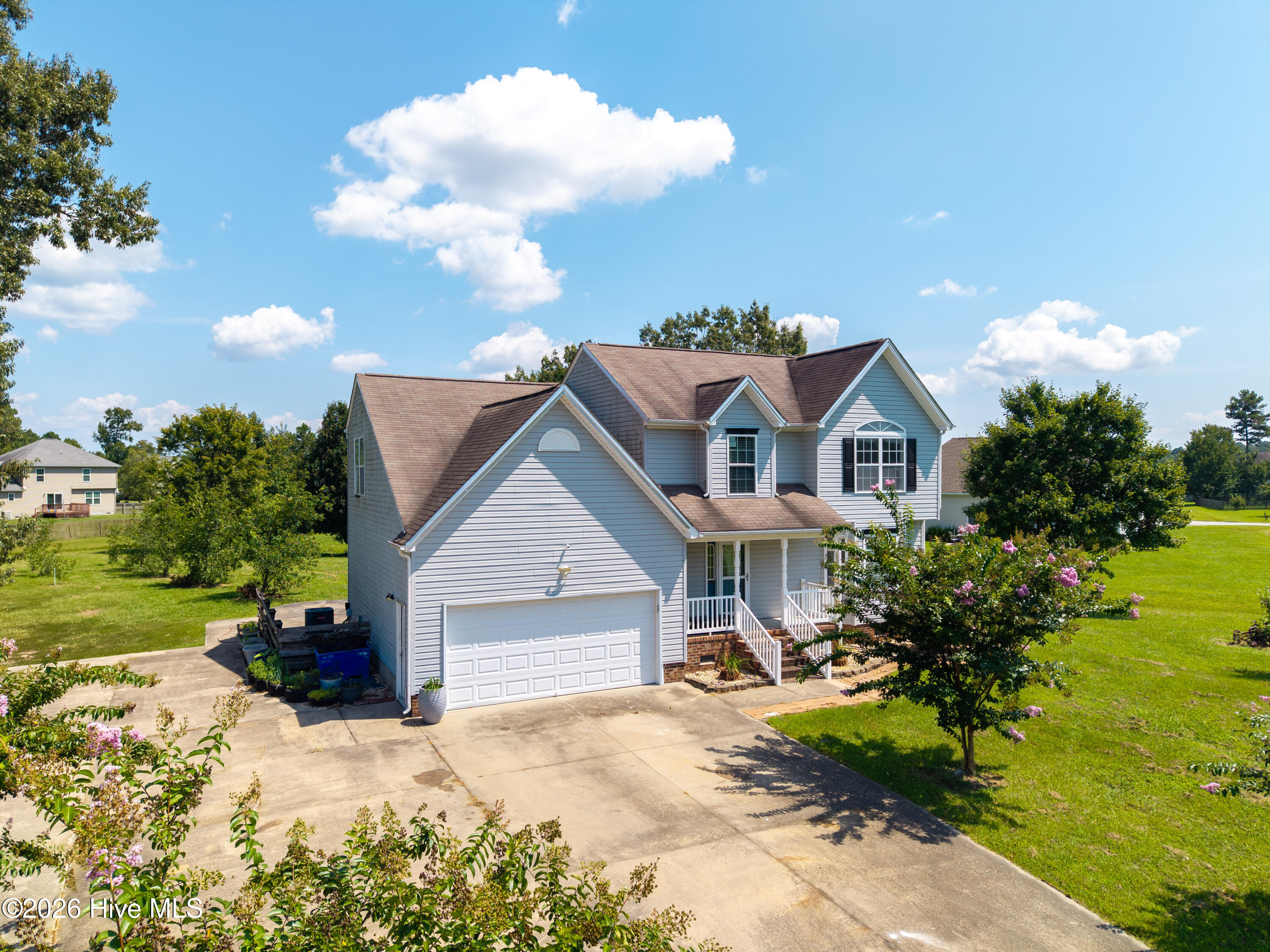 105 Excalibur Court Property Photo 8
