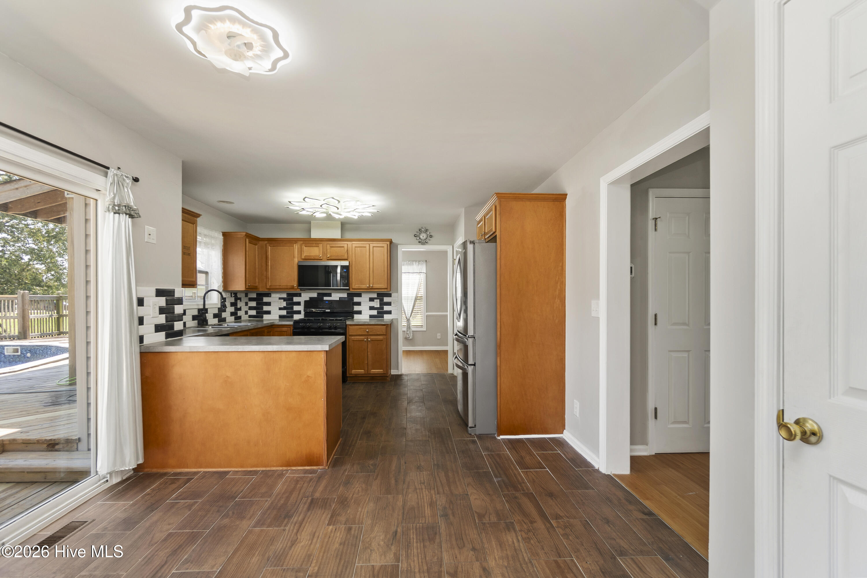105 Excalibur Court Property Photo 24