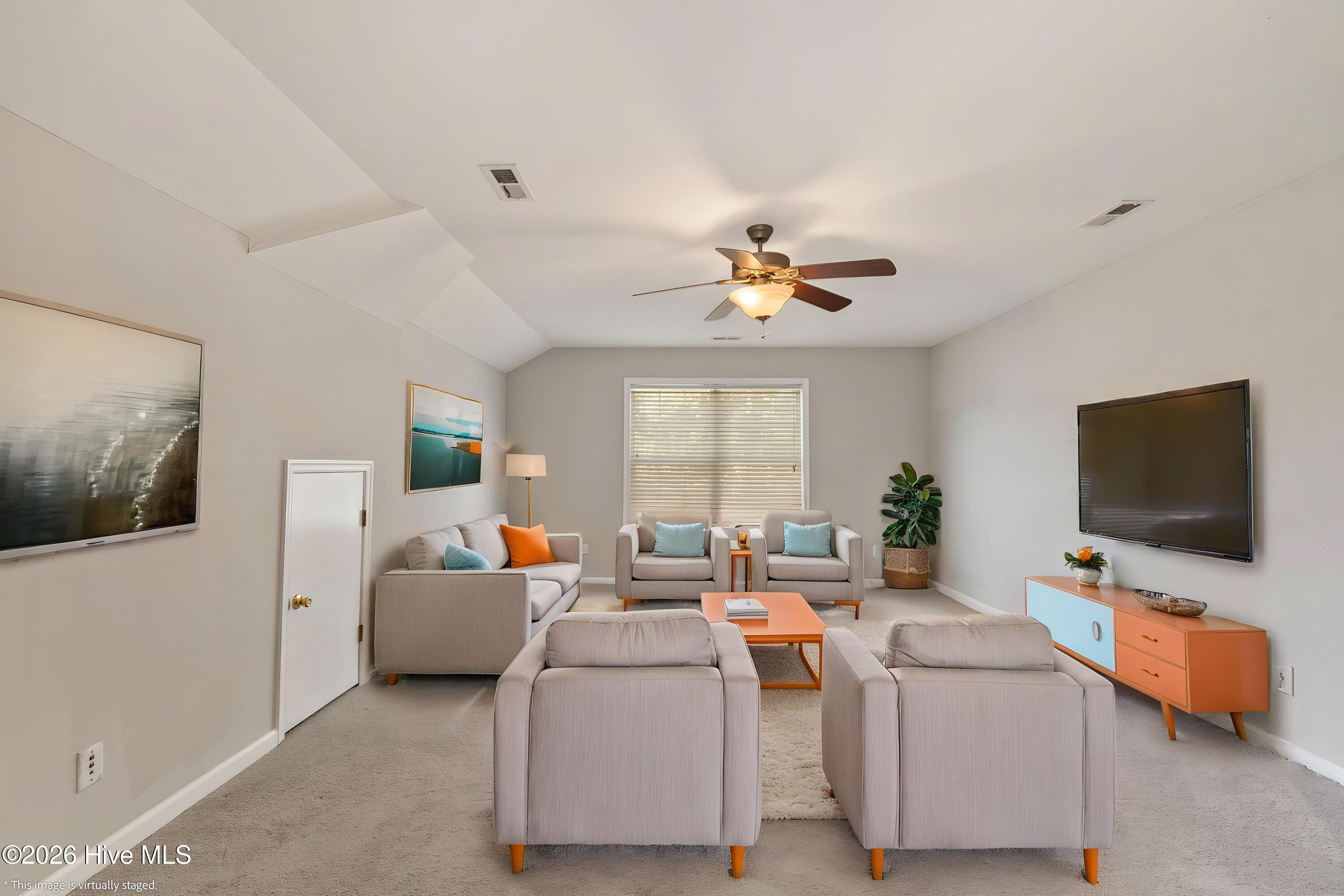 105 Excalibur Court Property Photo 42