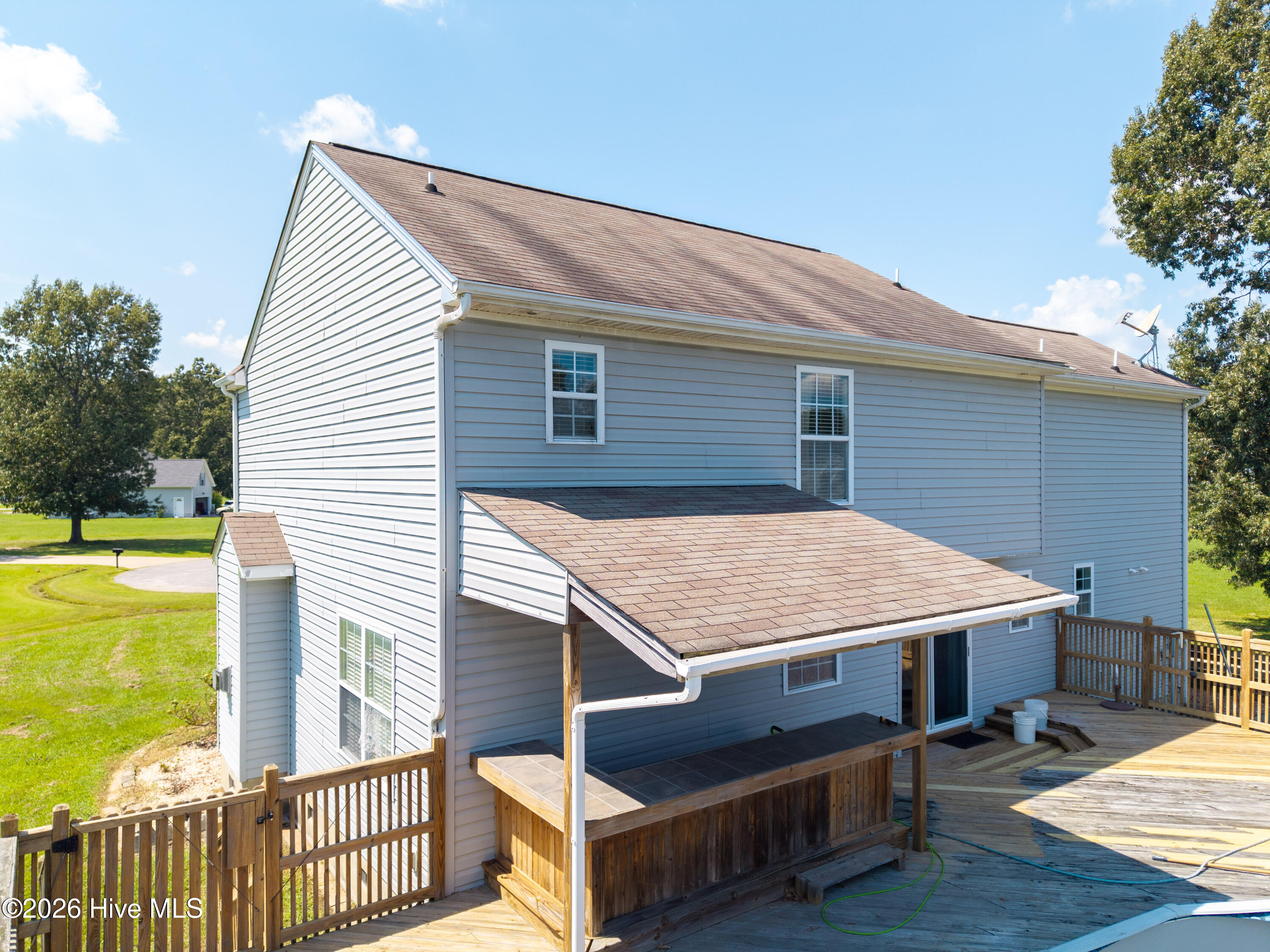 105 Excalibur Court Property Photo 43