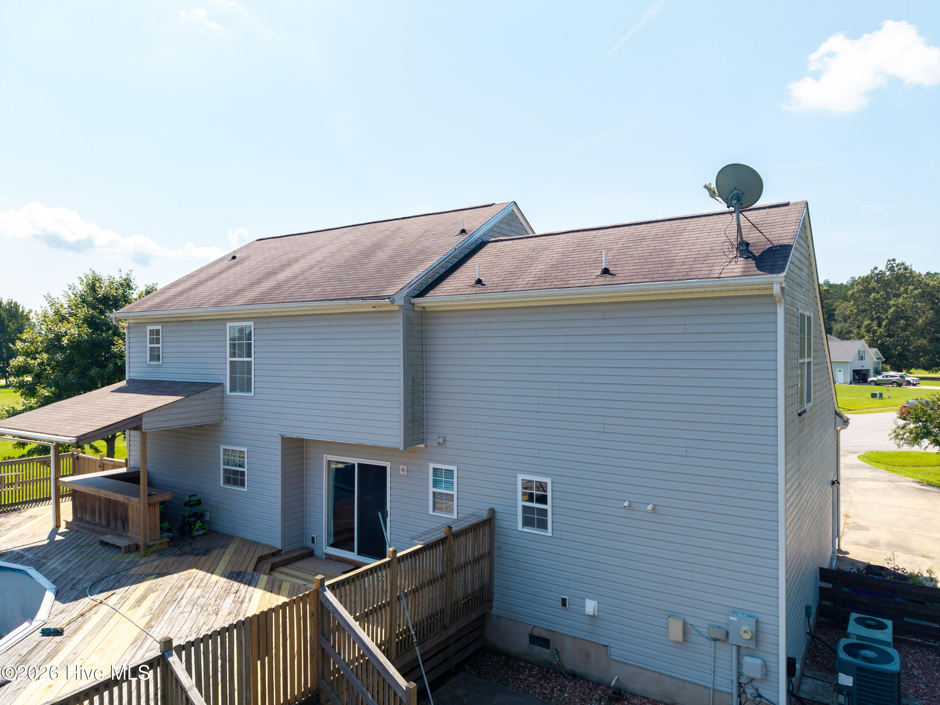 105 Excalibur Court Property Photo 44
