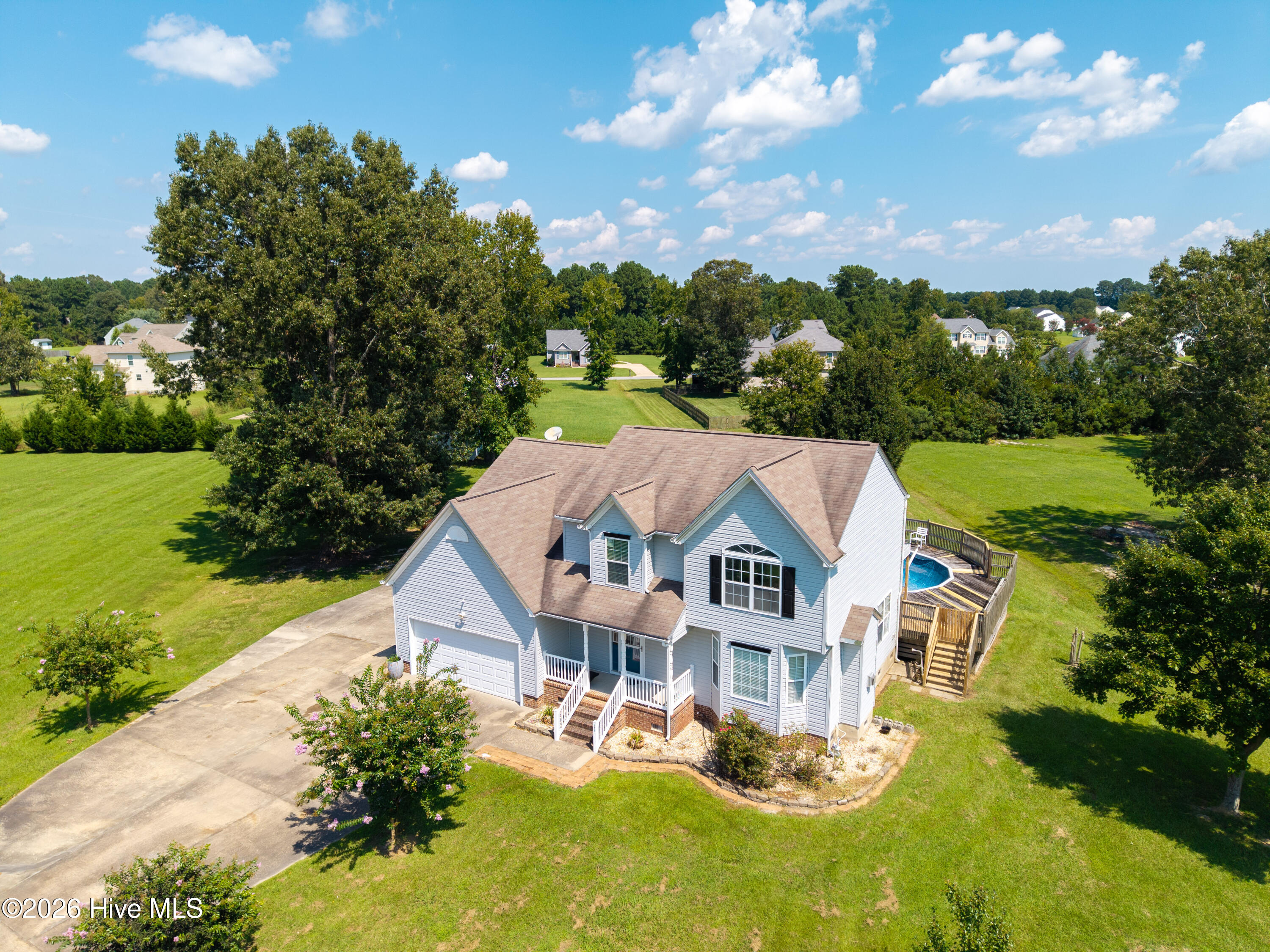 105 Excalibur Court Property Photo 46