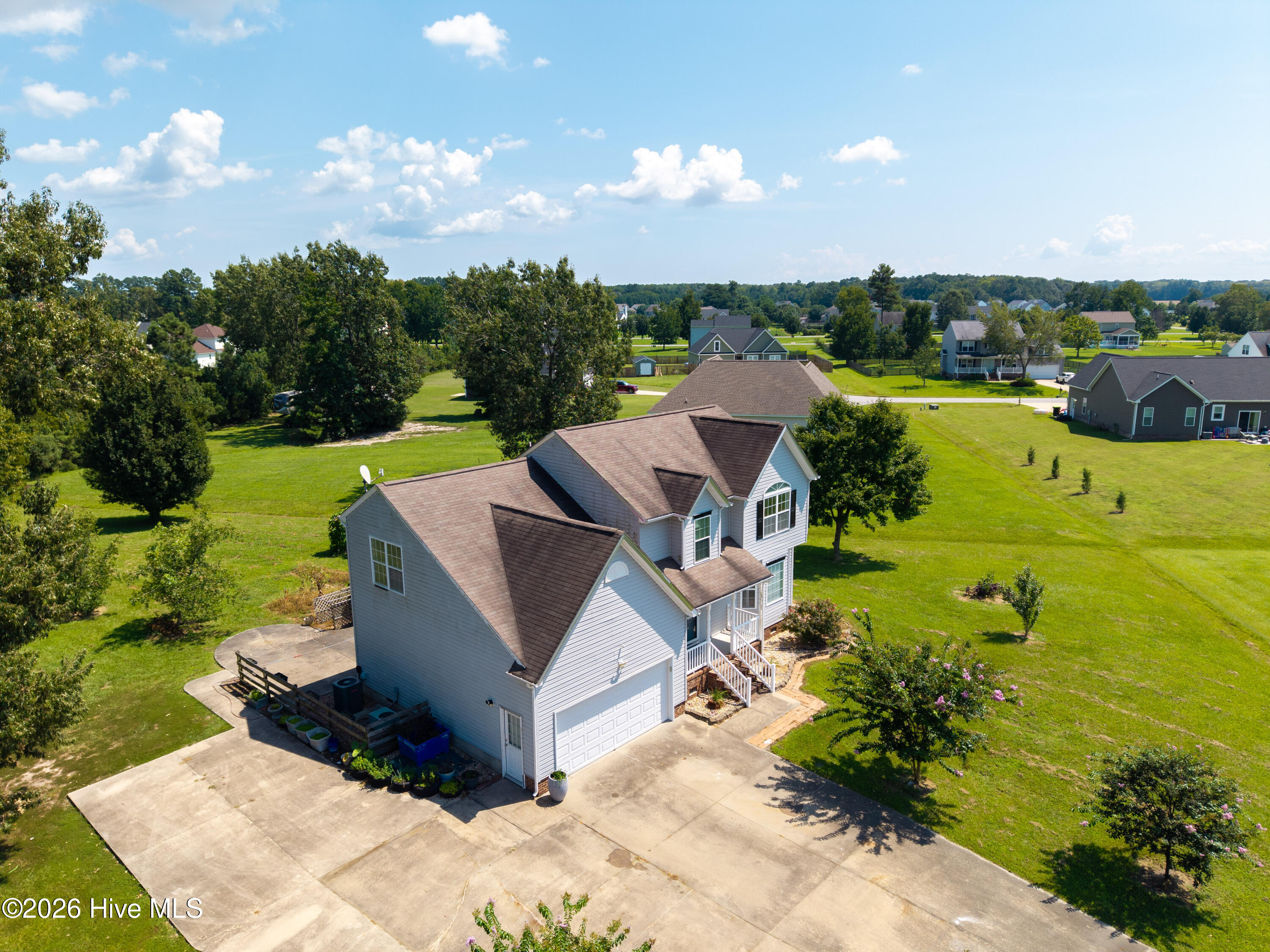 105 Excalibur Court Property Photo 47