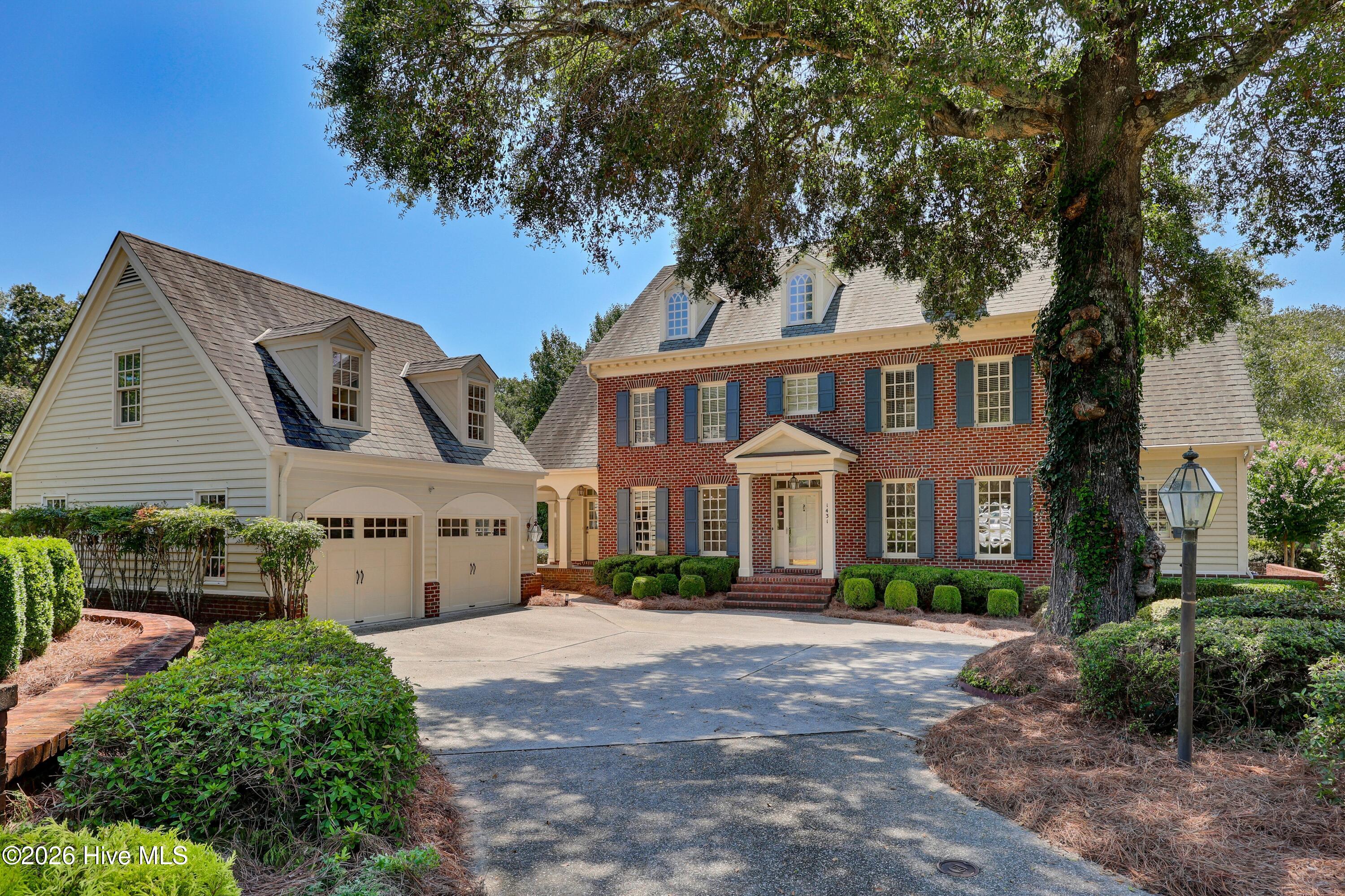 1431 Quadrant Circle Property Photo 6