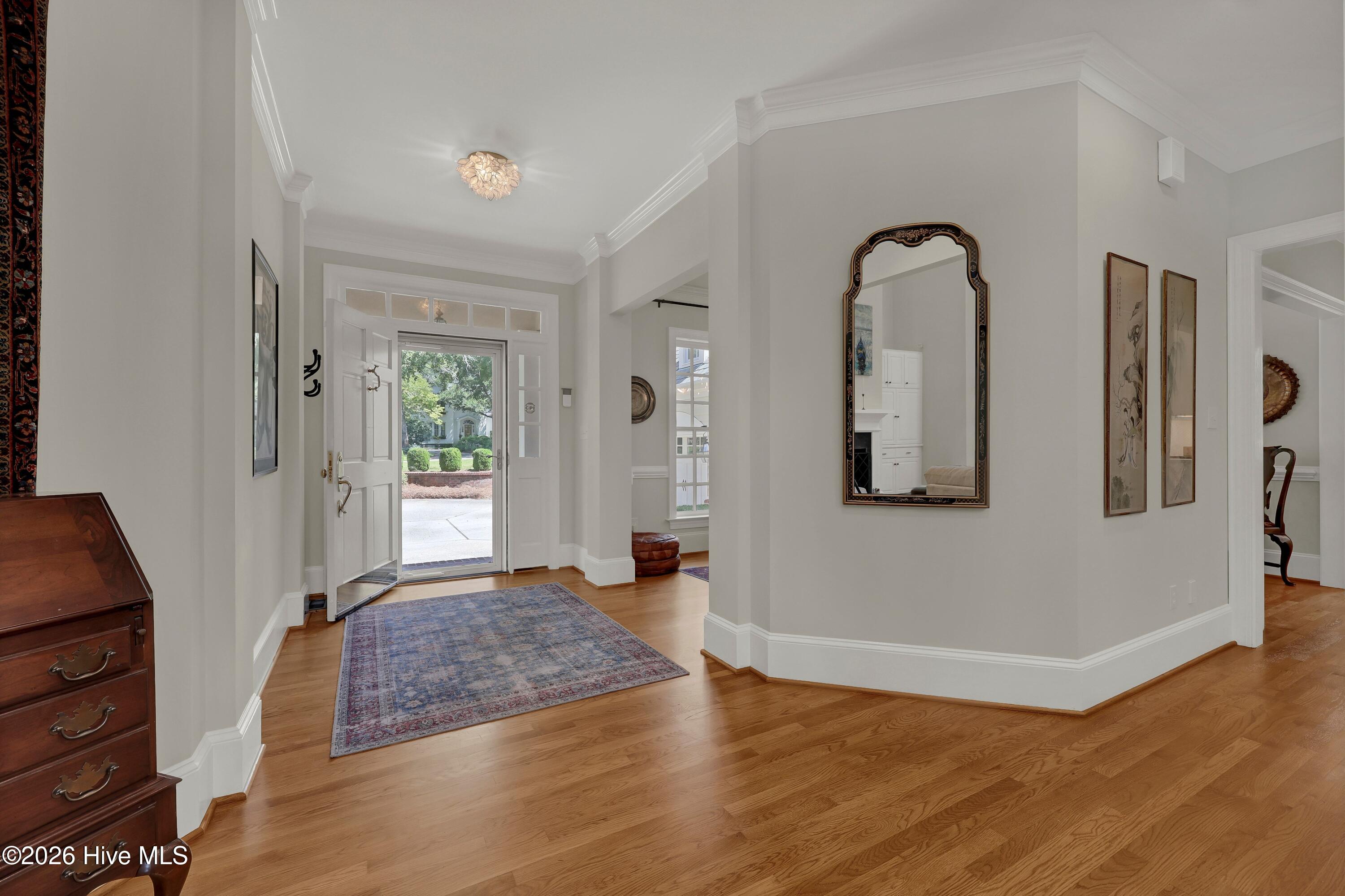 1431 Quadrant Circle Property Photo 7