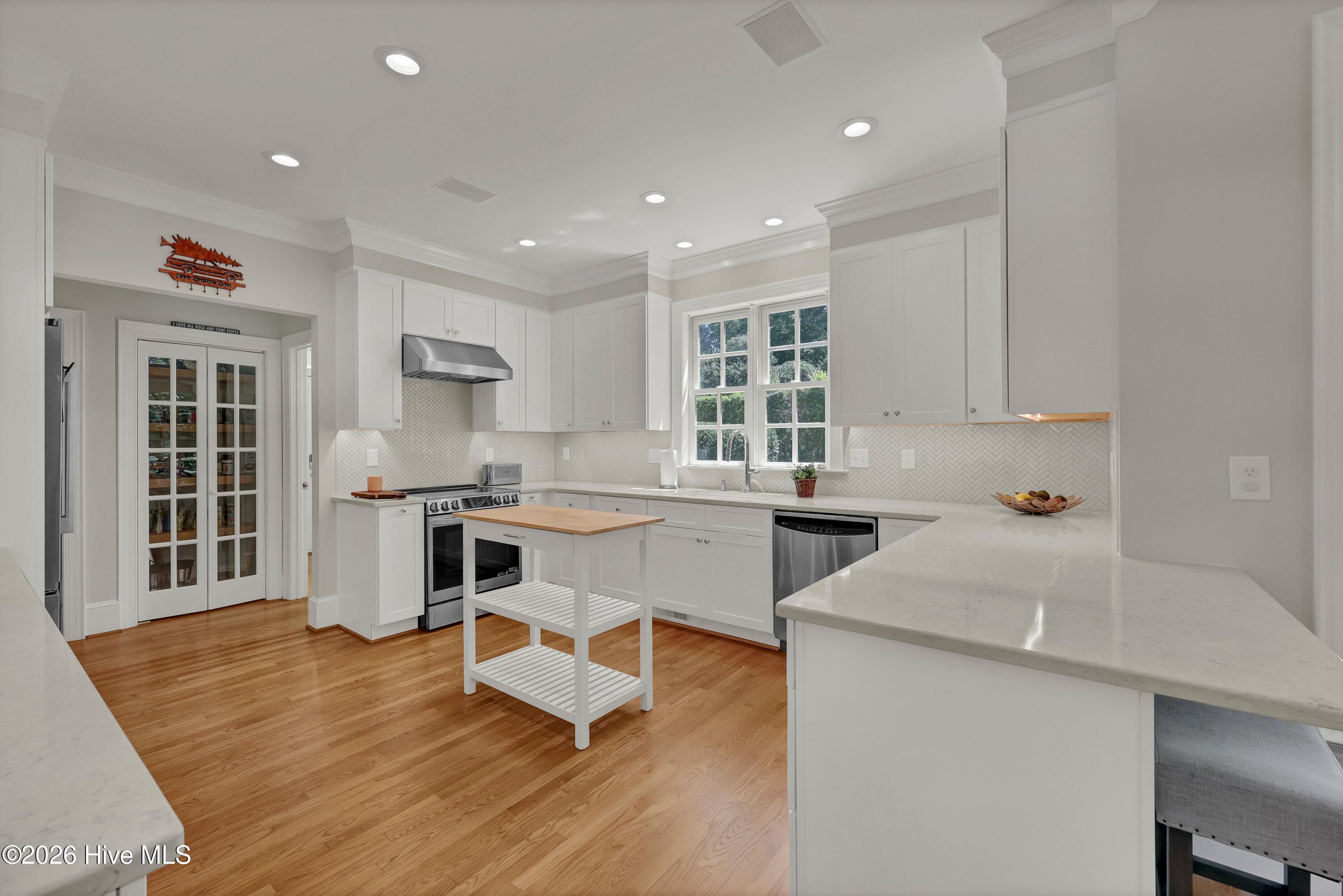 1431 Quadrant Circle Property Photo 16