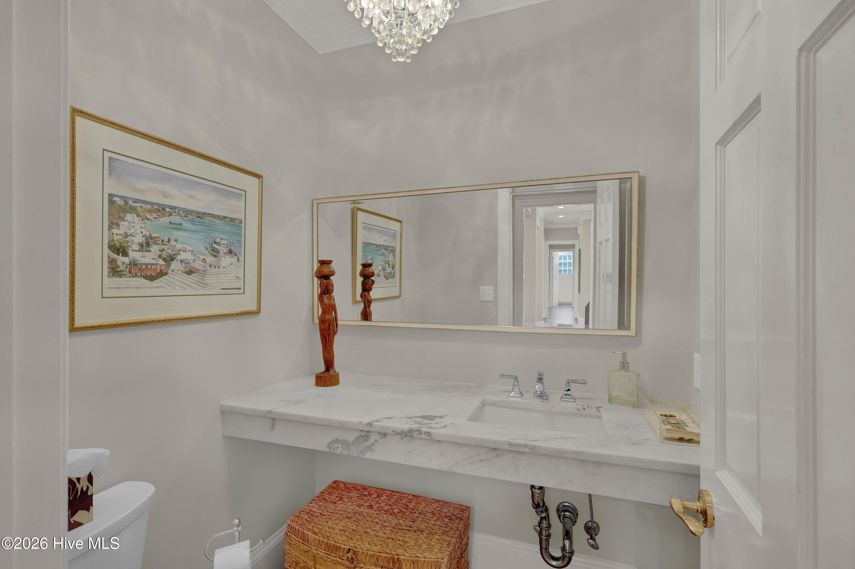 1431 Quadrant Circle Property Photo 23