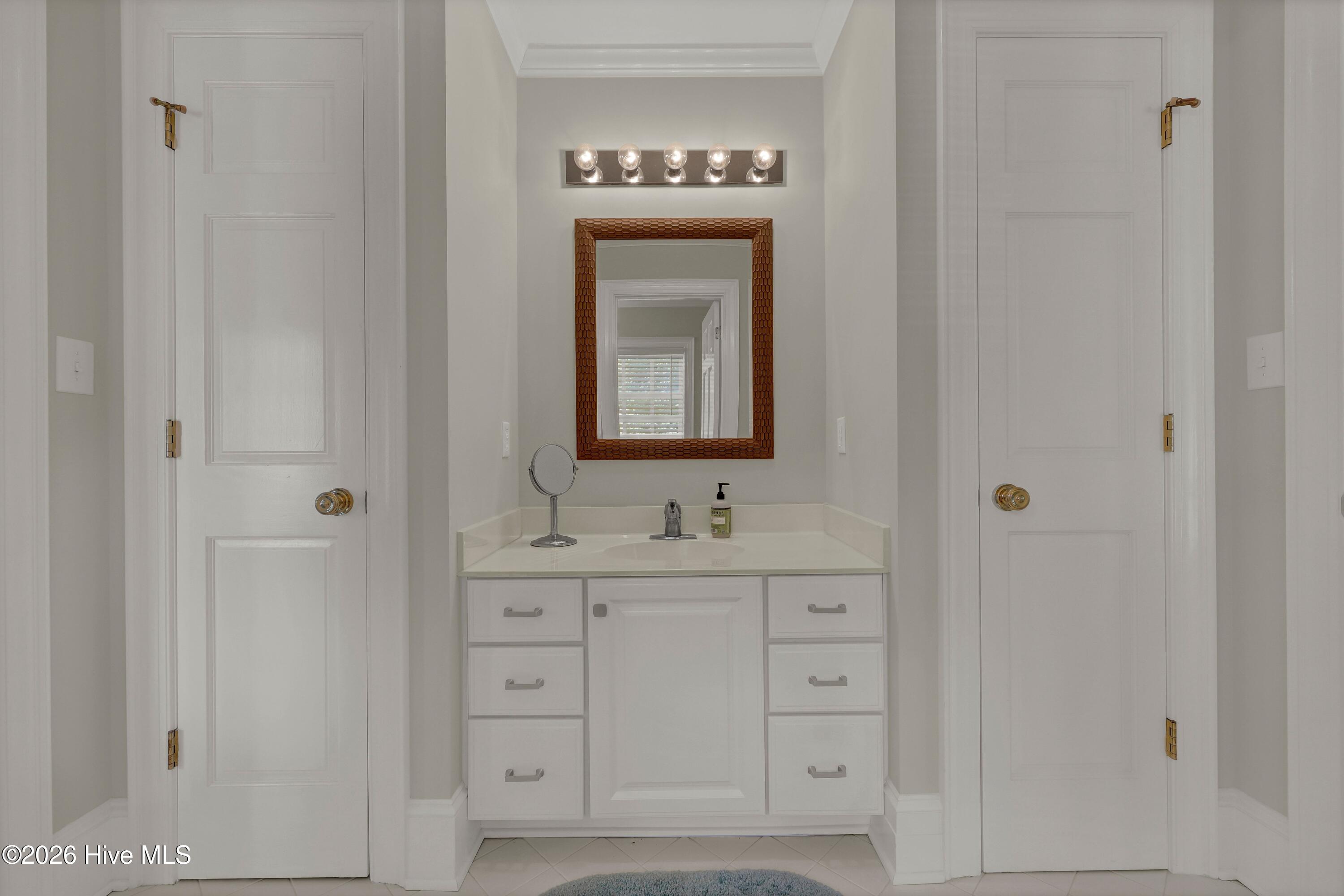 1431 Quadrant Circle Property Photo 29