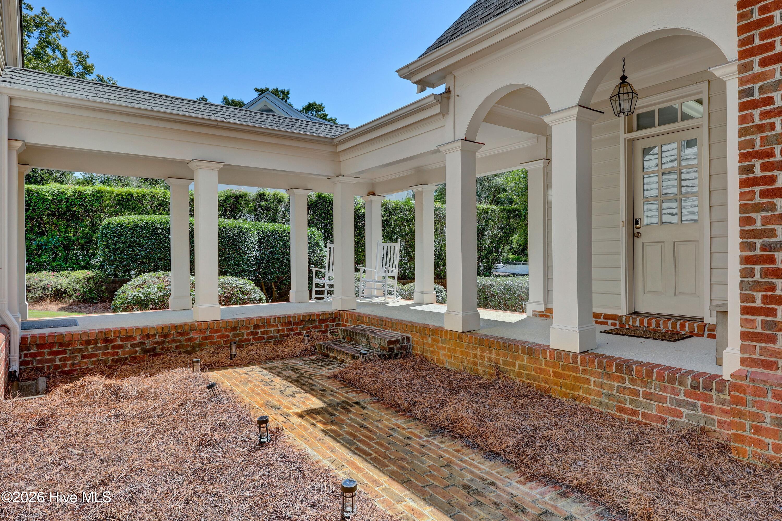 1431 Quadrant Circle Property Photo 52