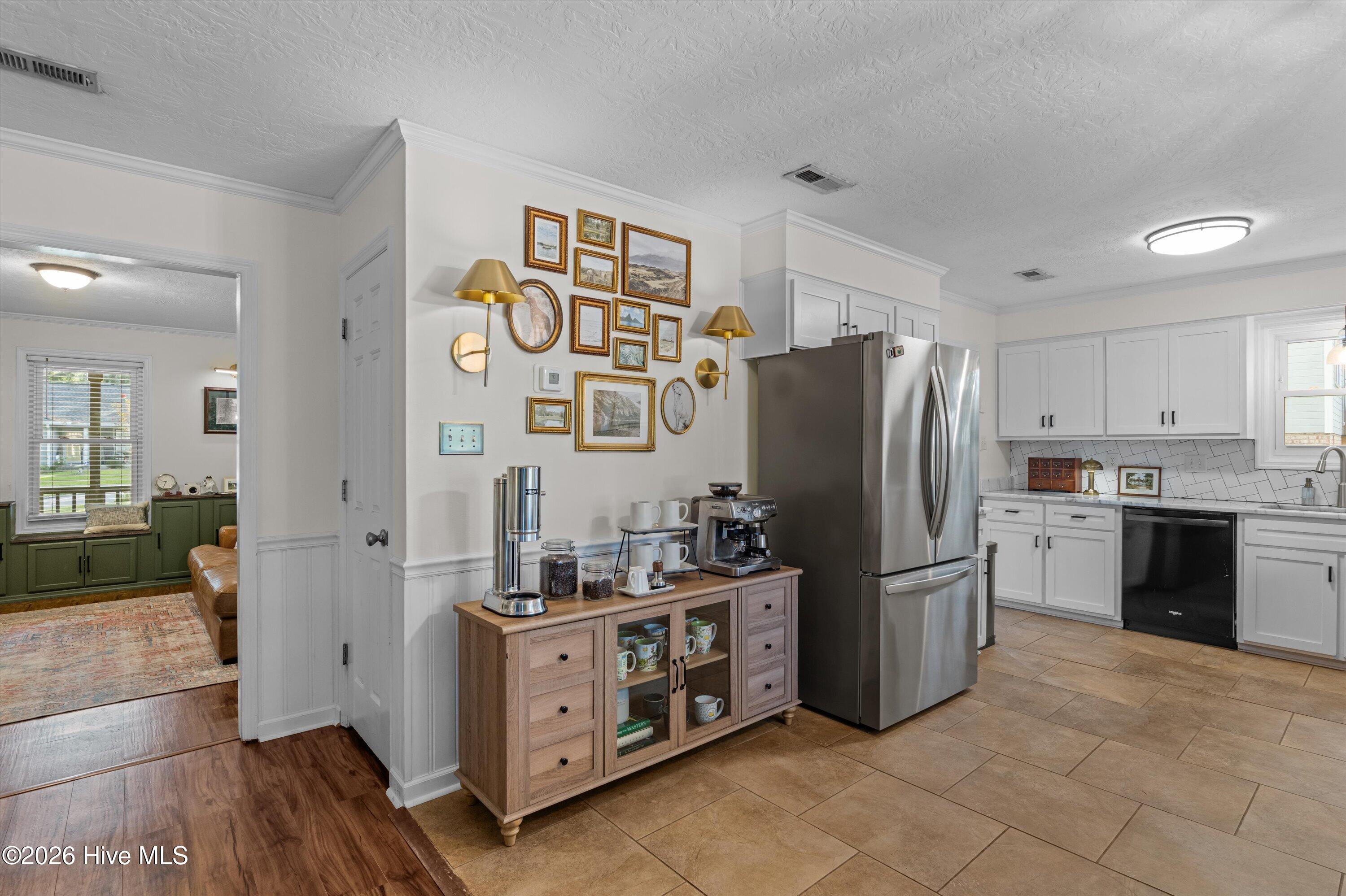 664 Kemper Drive Property Photo 18